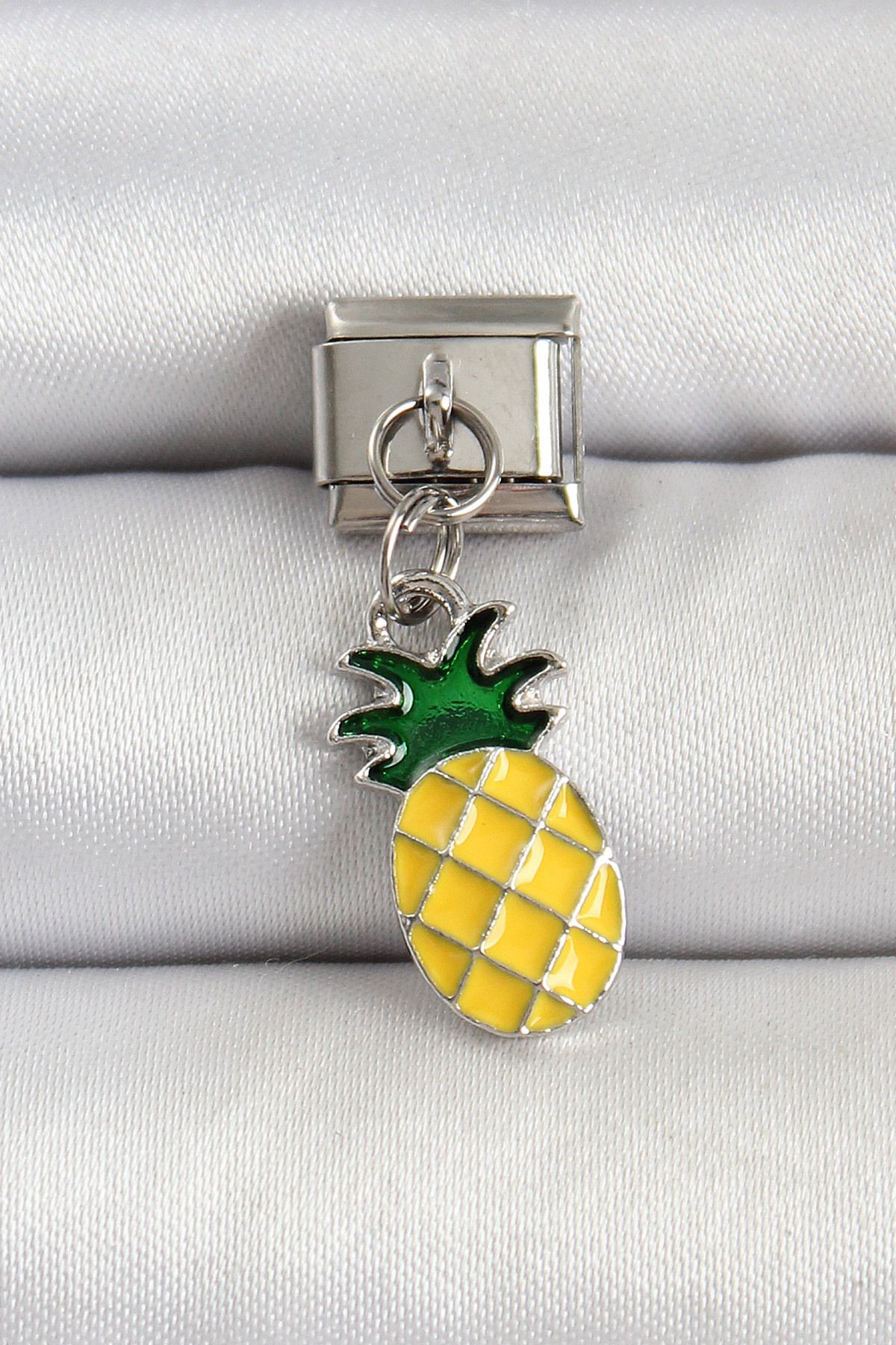 Maristas Çelik Gümüş Renk Ananas Model Nominationn Charmm