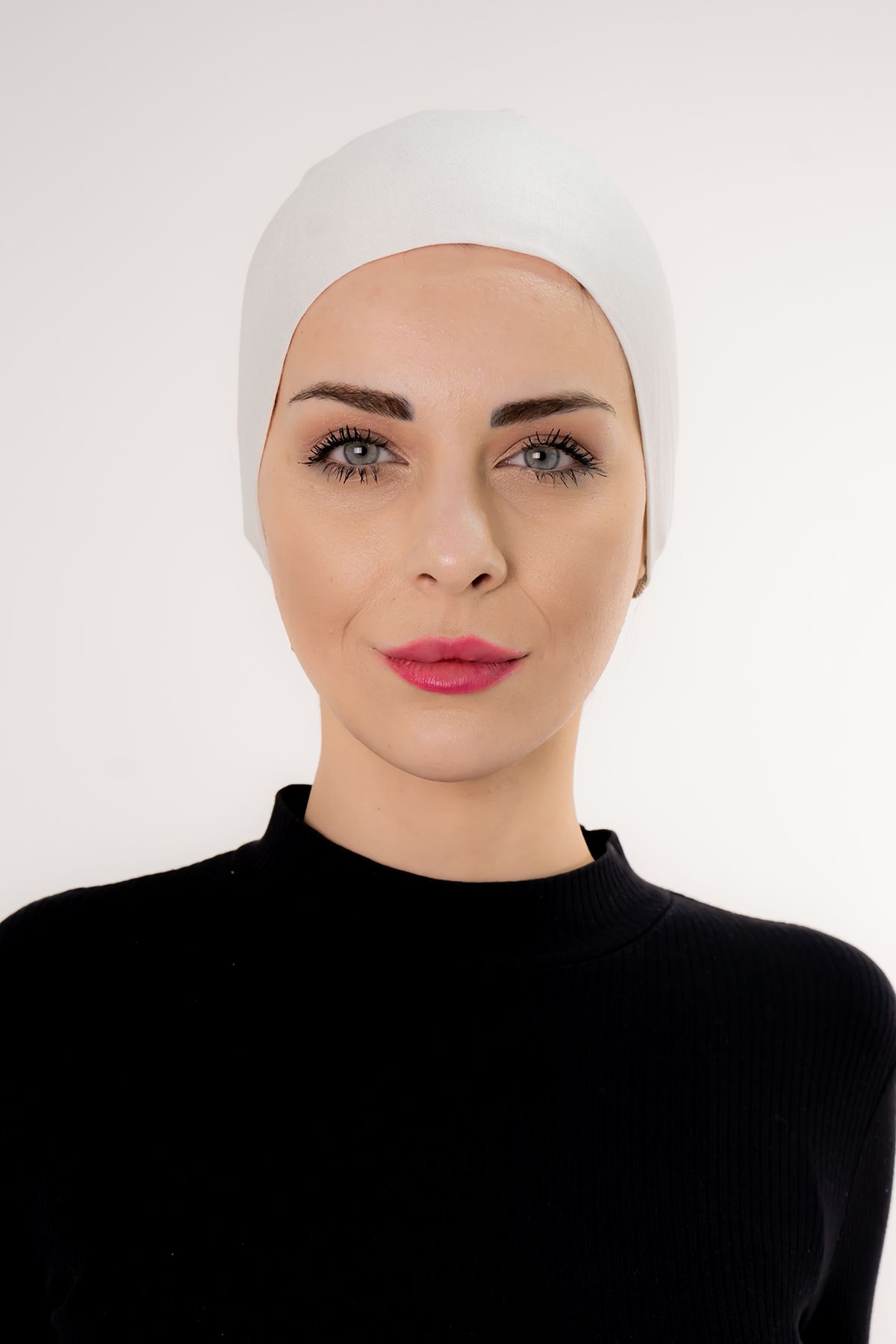 Şalcenneti.com Önü Dikişsiz Bağlamalı Krem Renk Bone