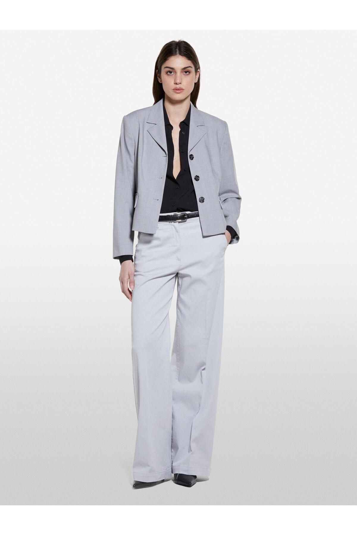 Sisley %100 Viskoz Arkası Uzun Over Fit Gömlek Kadın Siyah Gömlek - 325P5IDTLQ08R