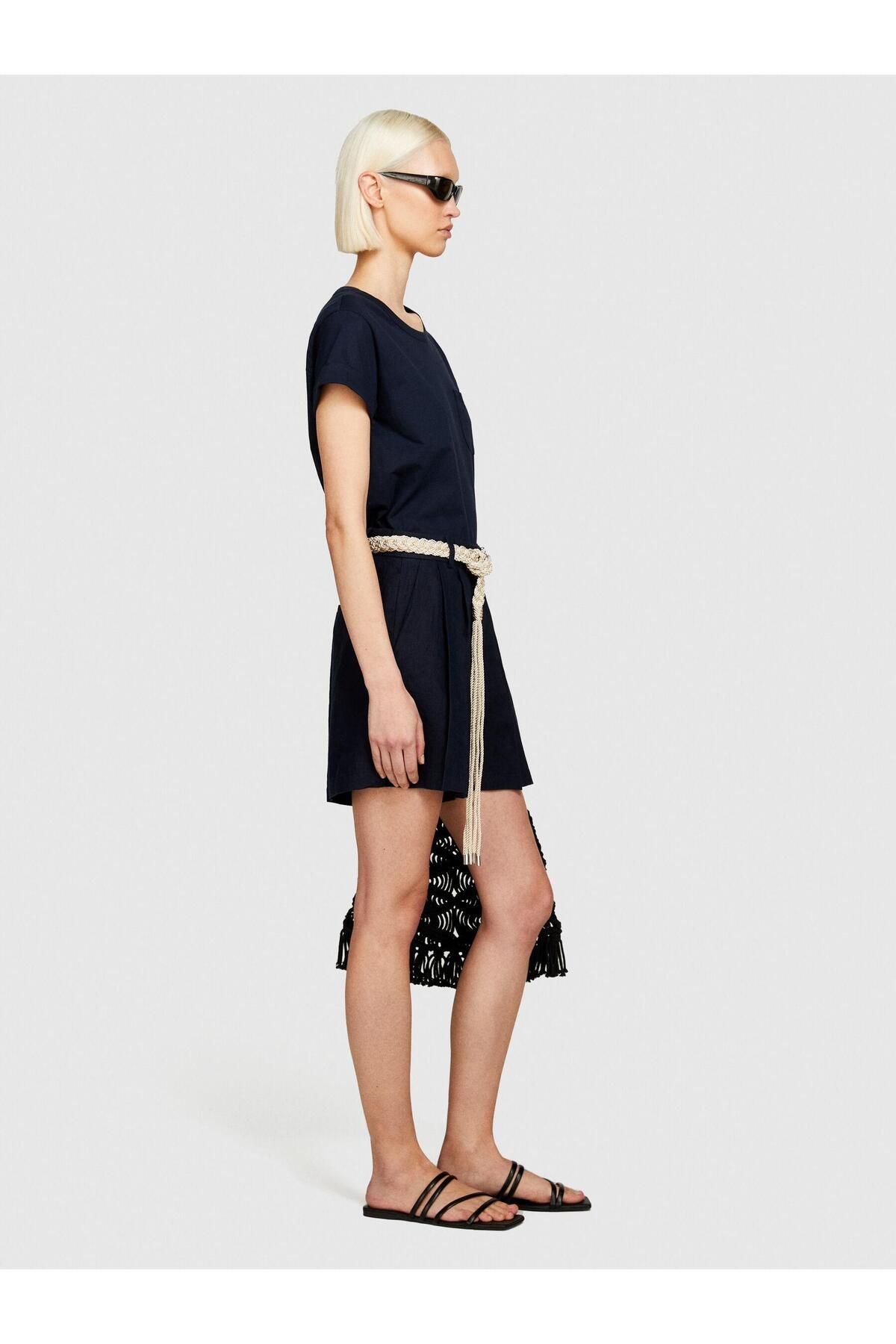 Sisley %100 Keten Önü Çift Pileli Şort Kadın Lacivert Şort - 324P4AGHL9013