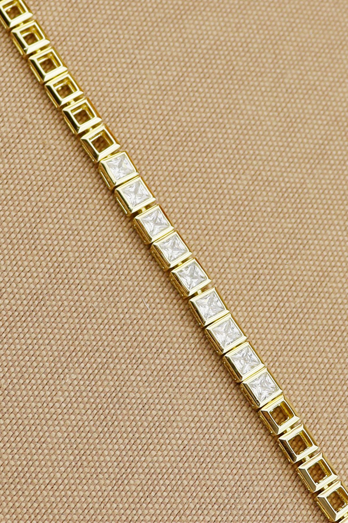 Keyifli Hayaller Xuping Bileklik - Vip Gold zirkon Taşlı Kare Model Xuping Bileklik En:5mm 17+2cm Yeni sezon