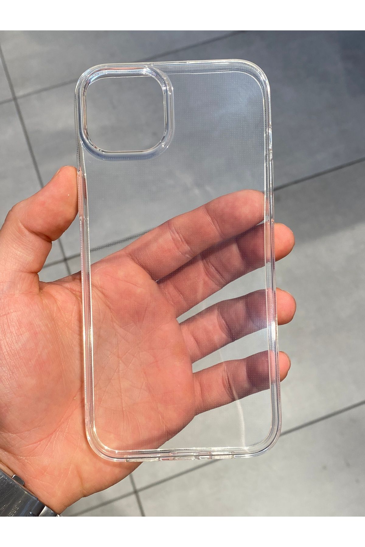 Mee.co İphone 14 ve 15 Plus Uyumlu İçi Kadife Koruyucu Lansman Silikon Kılıf
