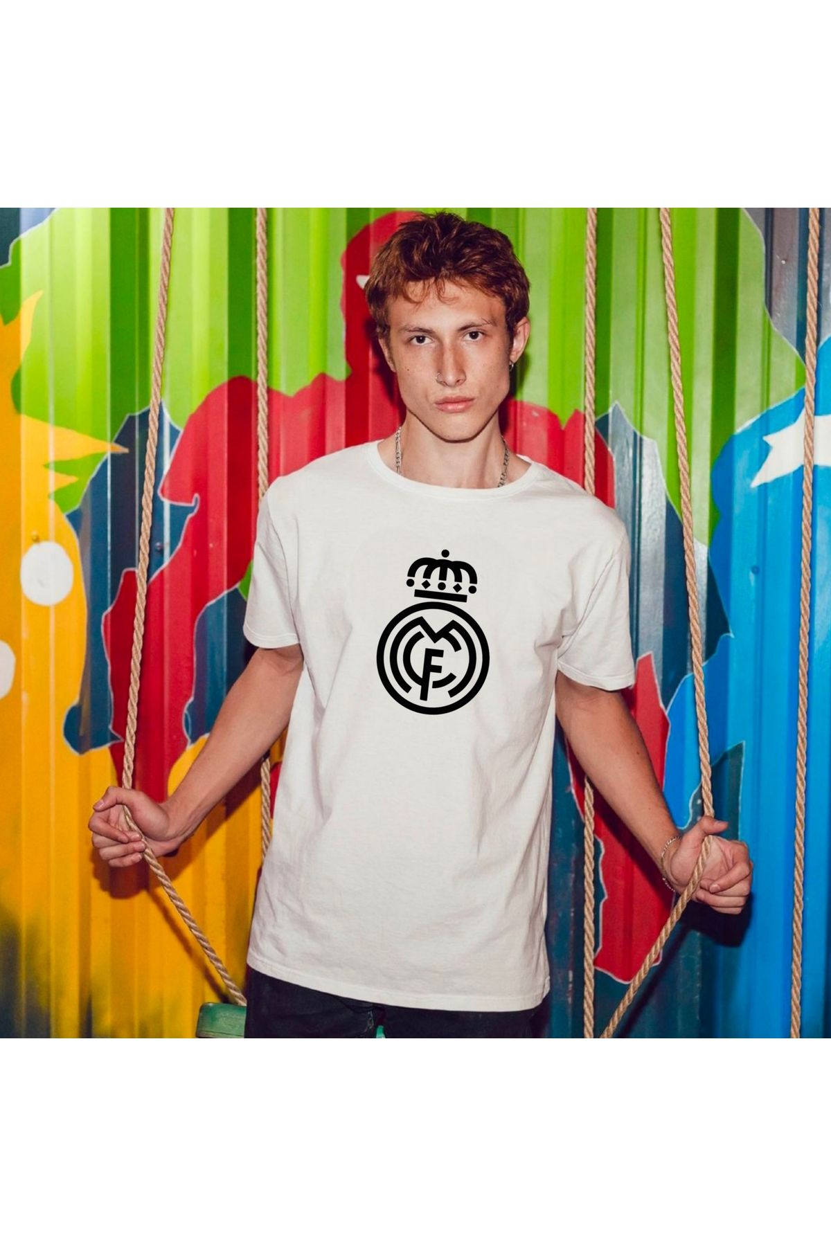 SARI MADRID BÜYÜK ALTERNATIVE LOGO YILDIZ TEMALI TSHIRT %100 PAMUK