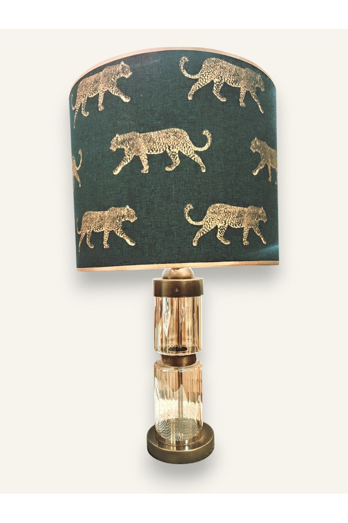 SerenityHaven Leopar Abajur