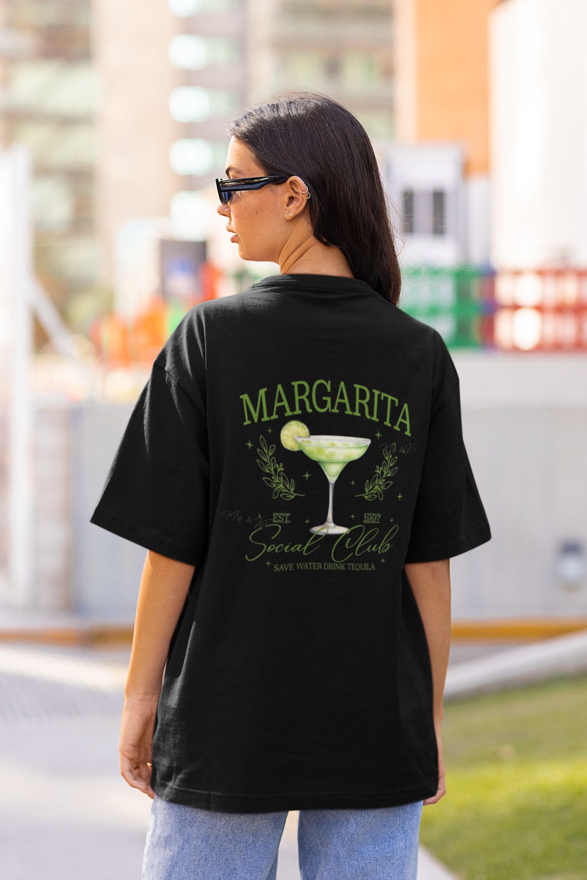 MAGORS MARGARITA SIRT BASKILI BİSİKLET YAKA PAMUKLU OVERSIZE KALIP KISA KOLLU KADIN TSHIRT