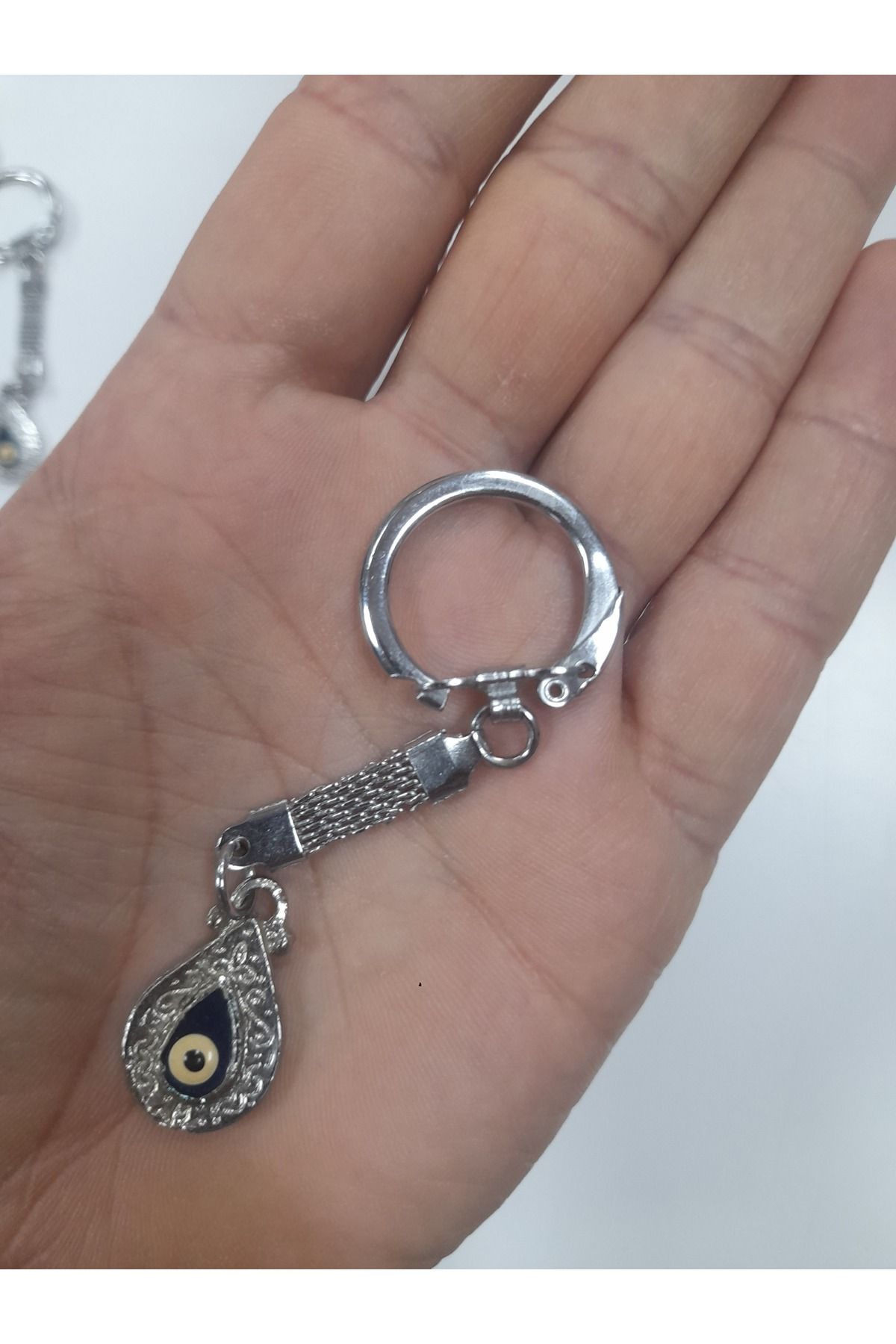 anonim Nazar boncuklu anahtarlık