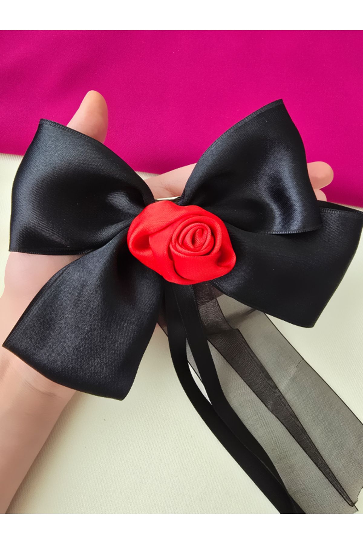 Riccoco Accessory Kırmızı Gül Detay Siyah Büyük Fiyonk Otomatik Toka Saten Kurdele Toka