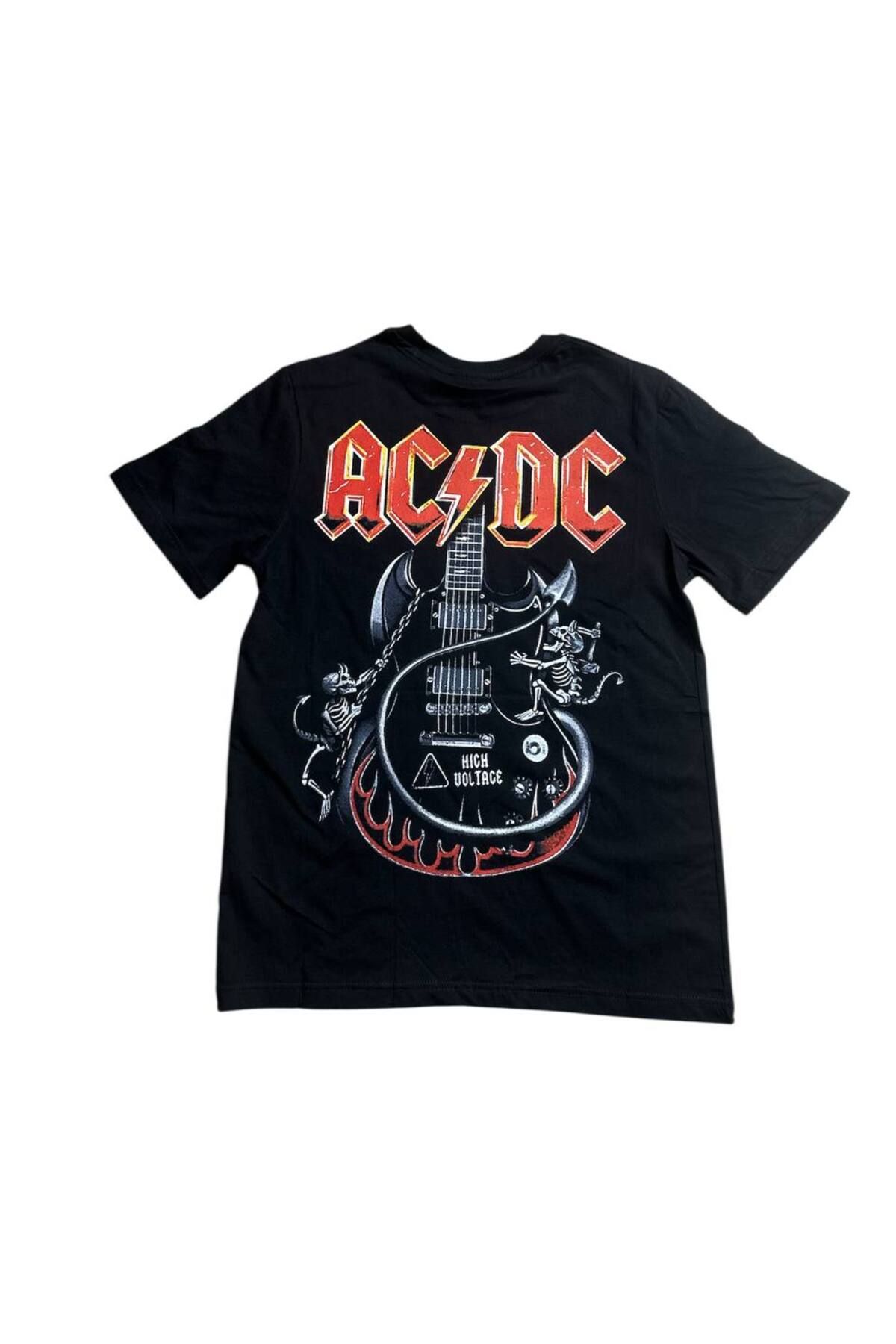 Lucky Boy AC/DC T-shirt