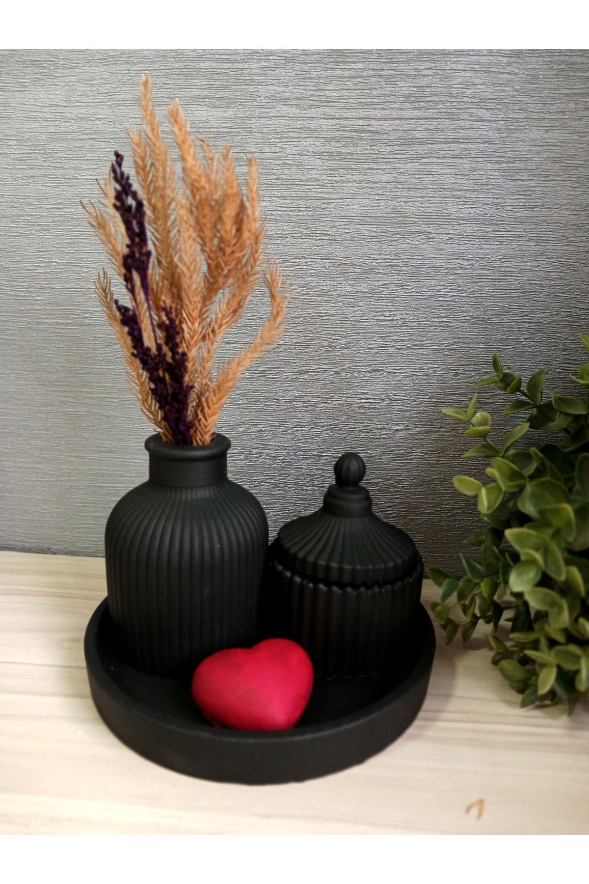 SerenityHaven DEKORATİF VAZO SET