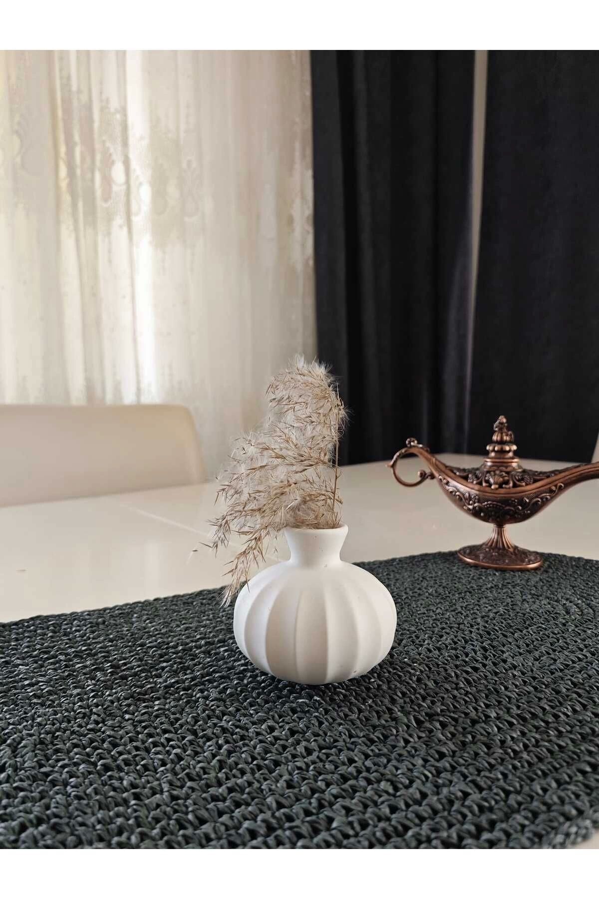 SerenityHaven Minimal Tasarım Kabak Vazo