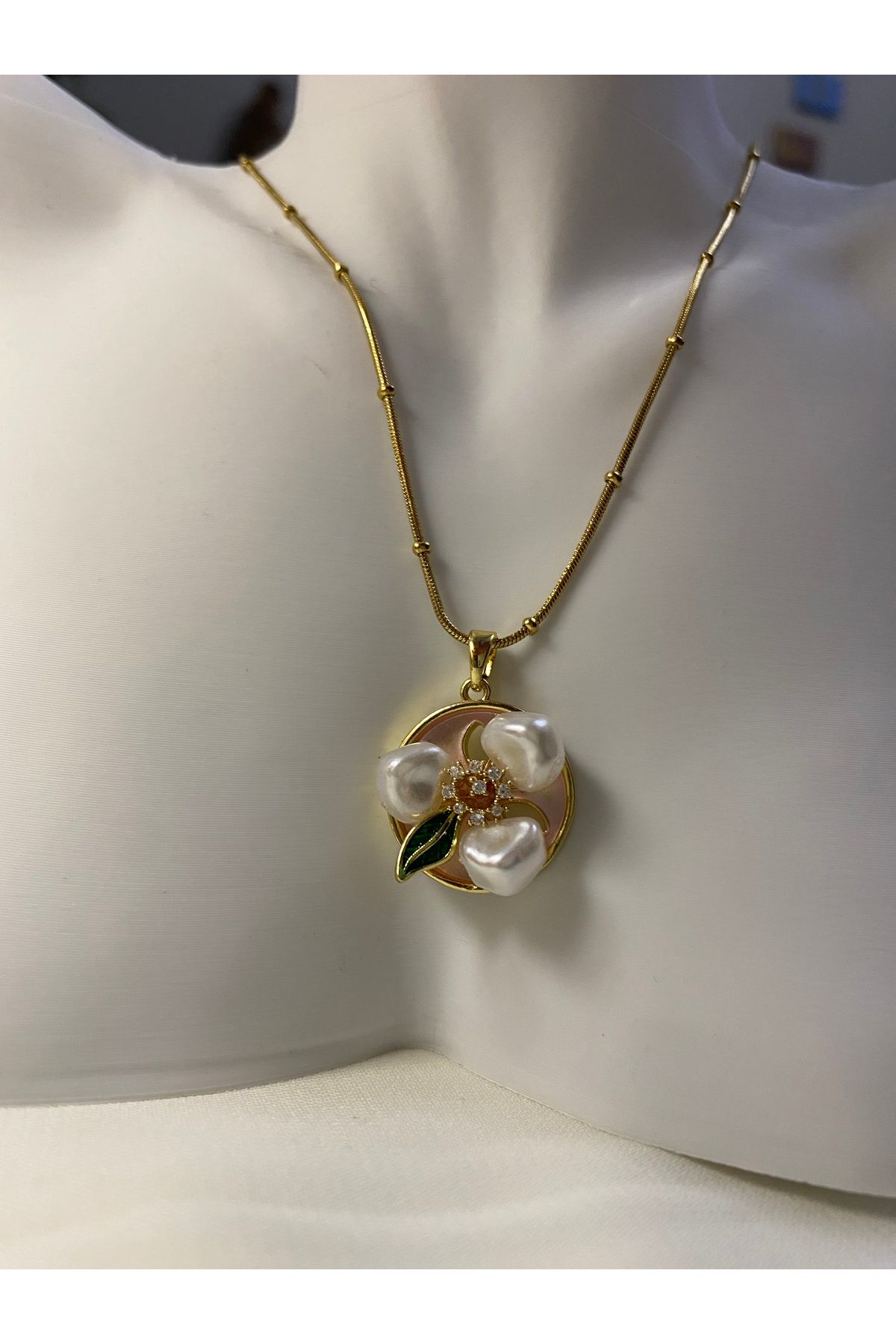 asem jewelry İNCİ DETAYLI VİNTAGE ÇİÇEK ÇELİK KOLYE