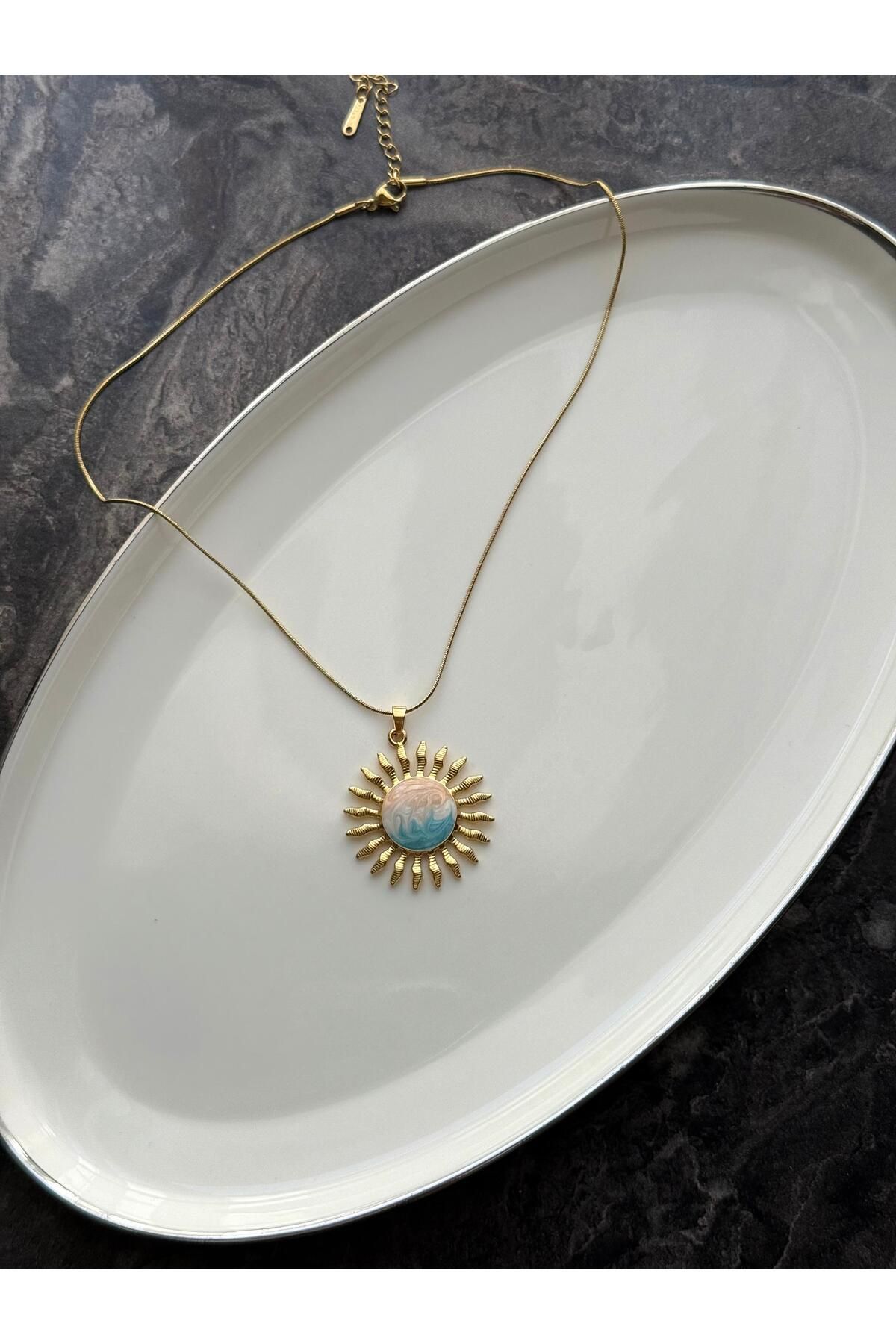 Nera Accessories Güneş Kolye