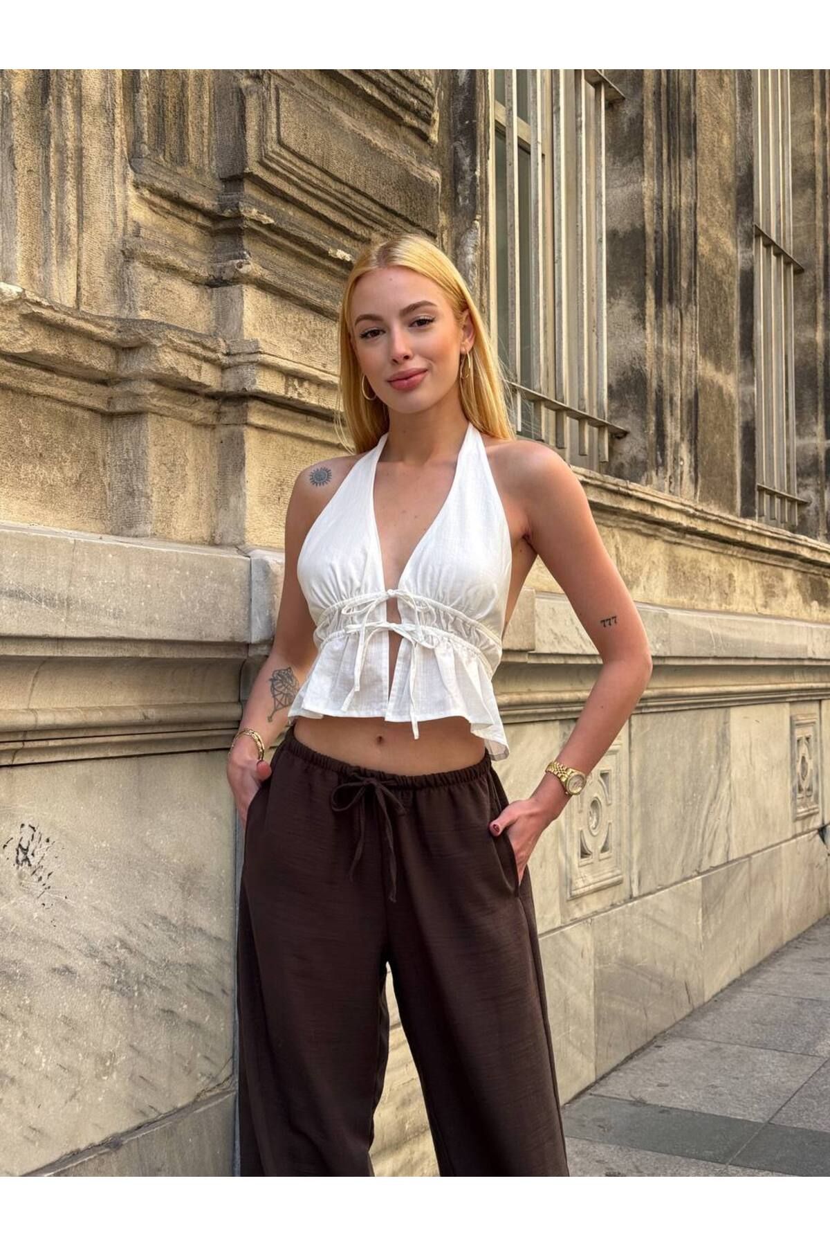 MetuCA Kadın Pamuk Keten Sırt Dekolteli Halter Yaka Bağlamalı Crop Bluz