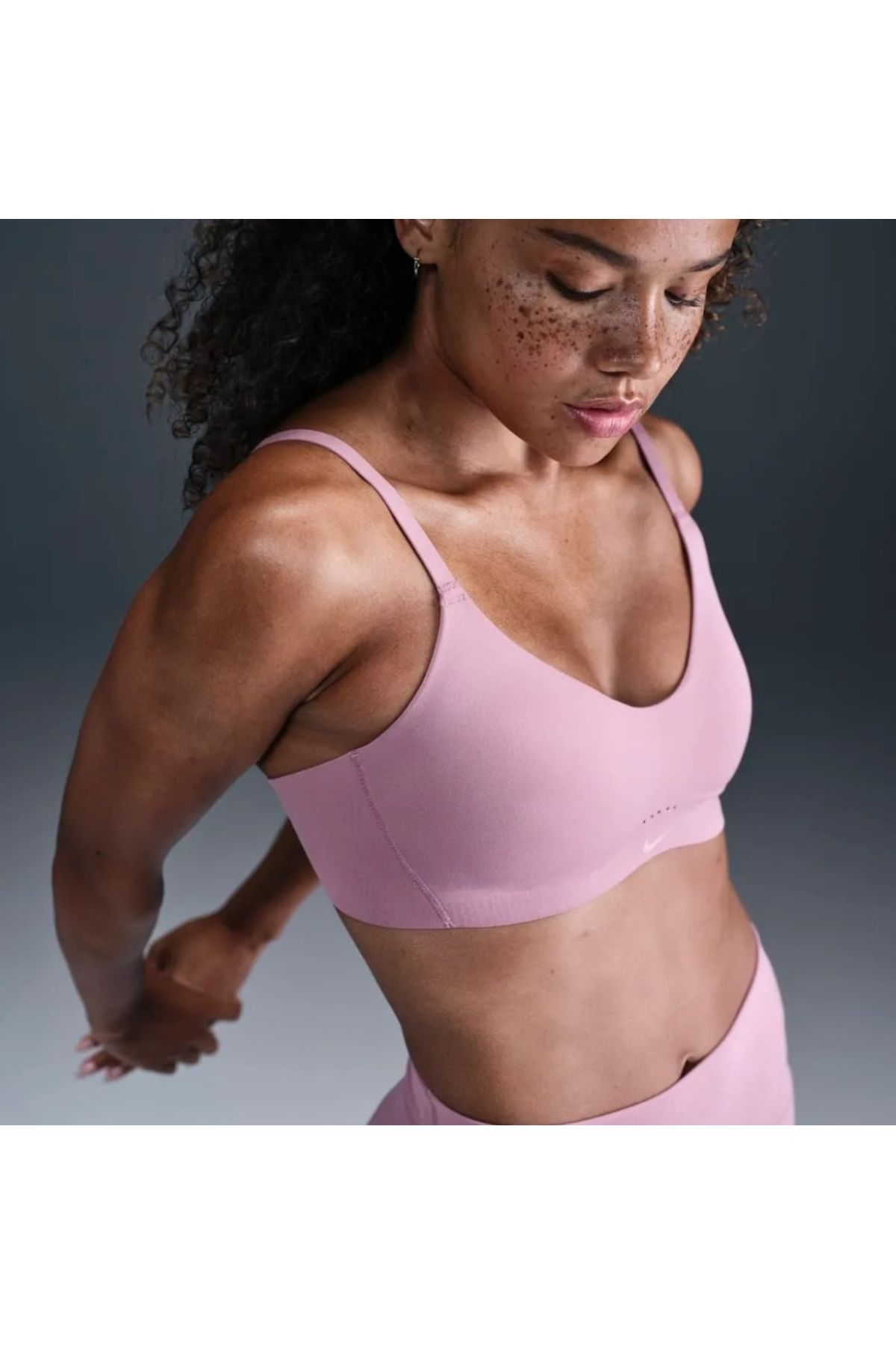 Nike Alate Minimalist Light-Support Padded Convertible Kadın Bra FQ3550 ASLAN SPORT