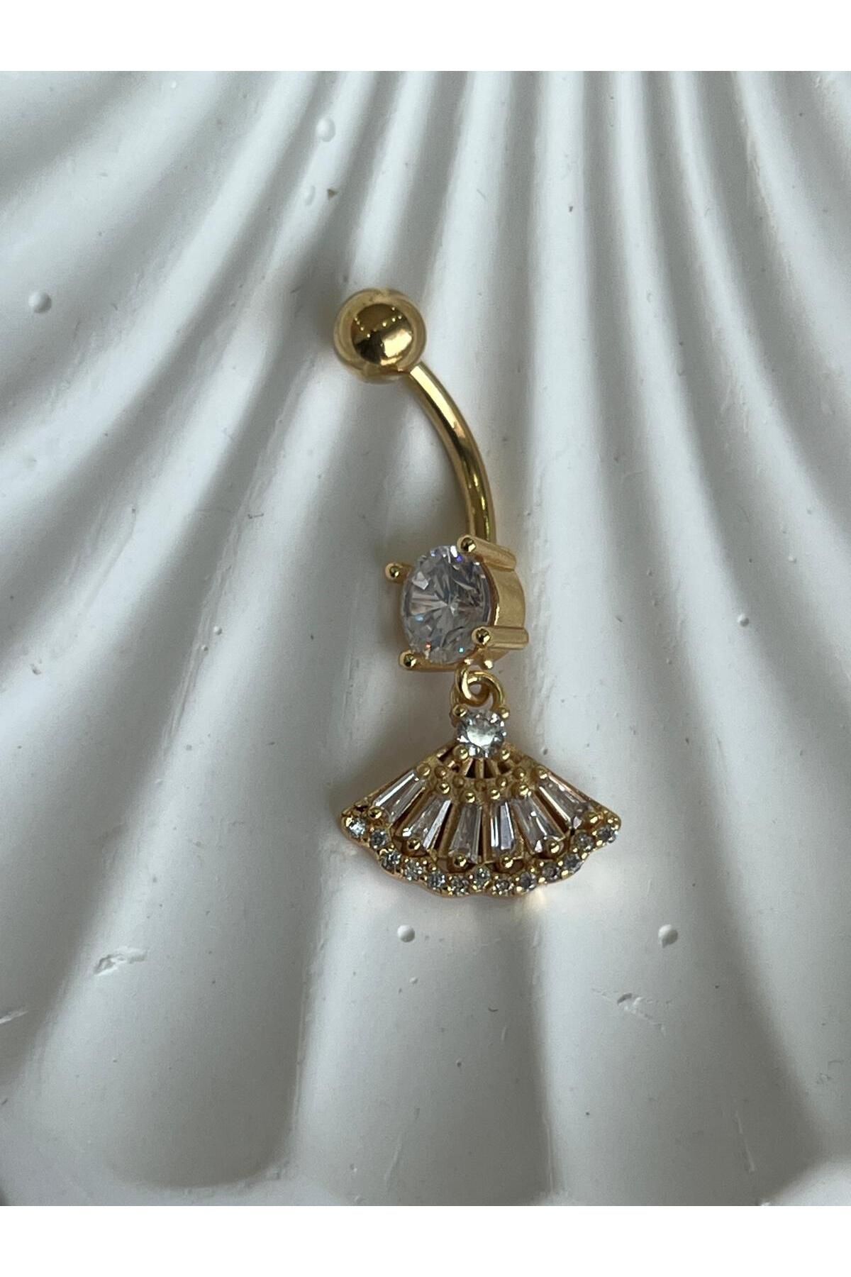 Meri Göbek piercing