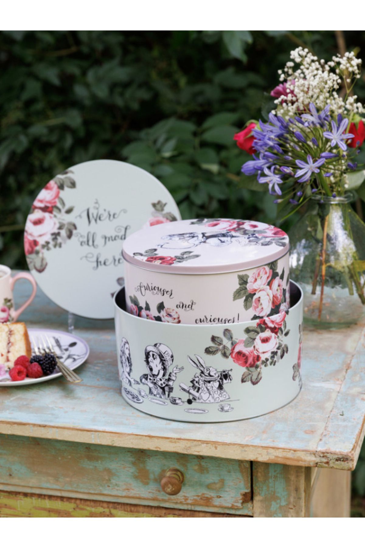 MIKASA-X V&A Alice in Wonderland Tin Cake, Biscuit Storage Container Set of 2 6