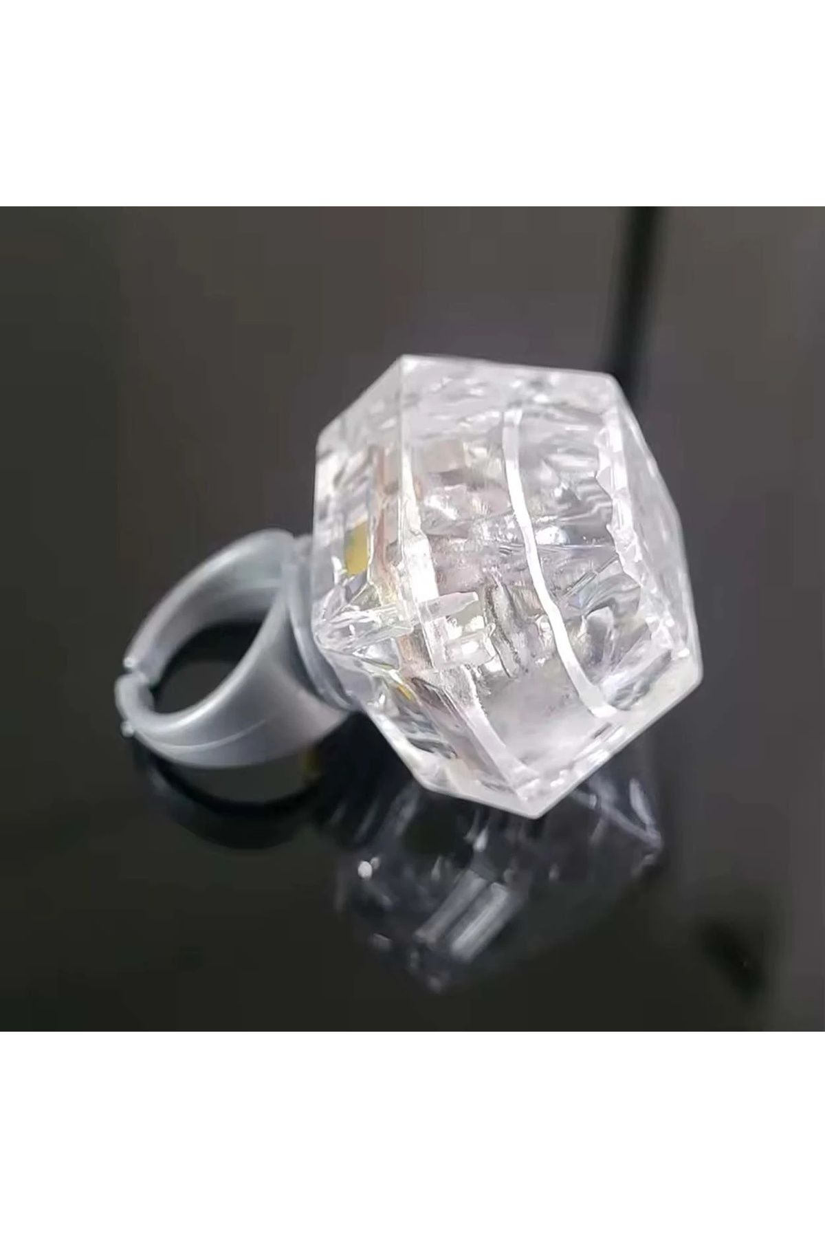 BIGBOYCL Kristal Tasarımlı Led Glow Işıklı 3 Modlu Gümüş Yüzük 3.5 X 5 Cm