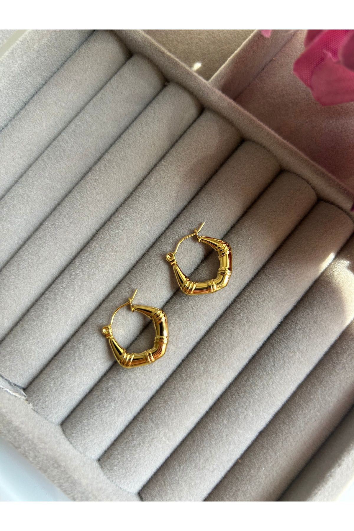 MOONJEWELLERY Şerit Desenli Çelik Küpe