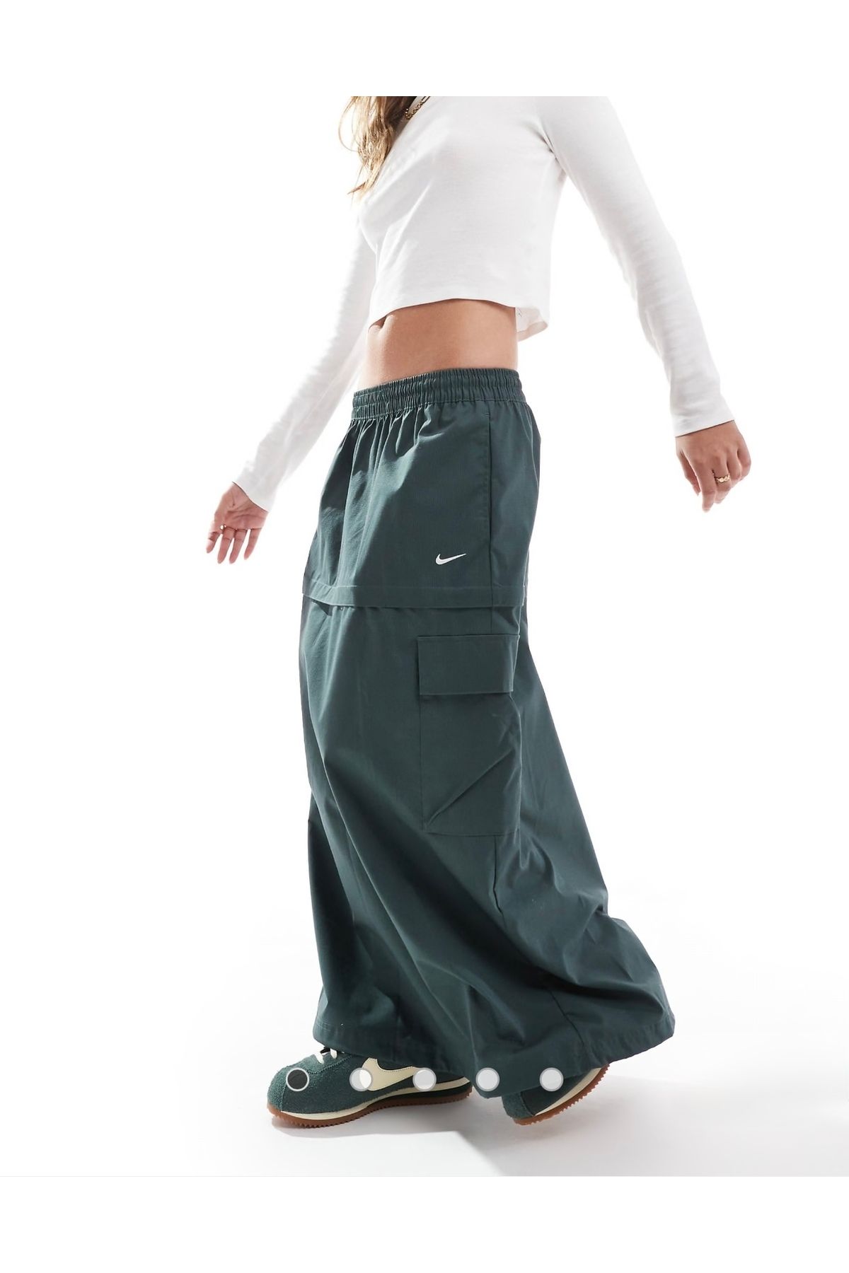 Nike Sportswear Essential Women's Mid-Rise Woven Cargo Midi Skirt Yeşil Kadın Etek