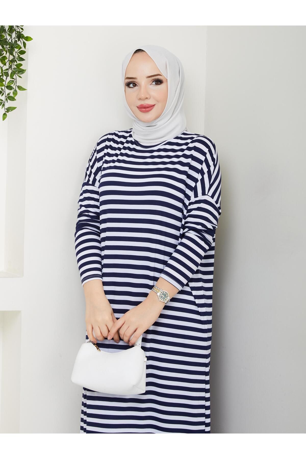 MODAMÜNASİP-Our Striped Viscose Combed Cotton Dress with a Fabric That Doesn'T Define the Line of the Hat 4