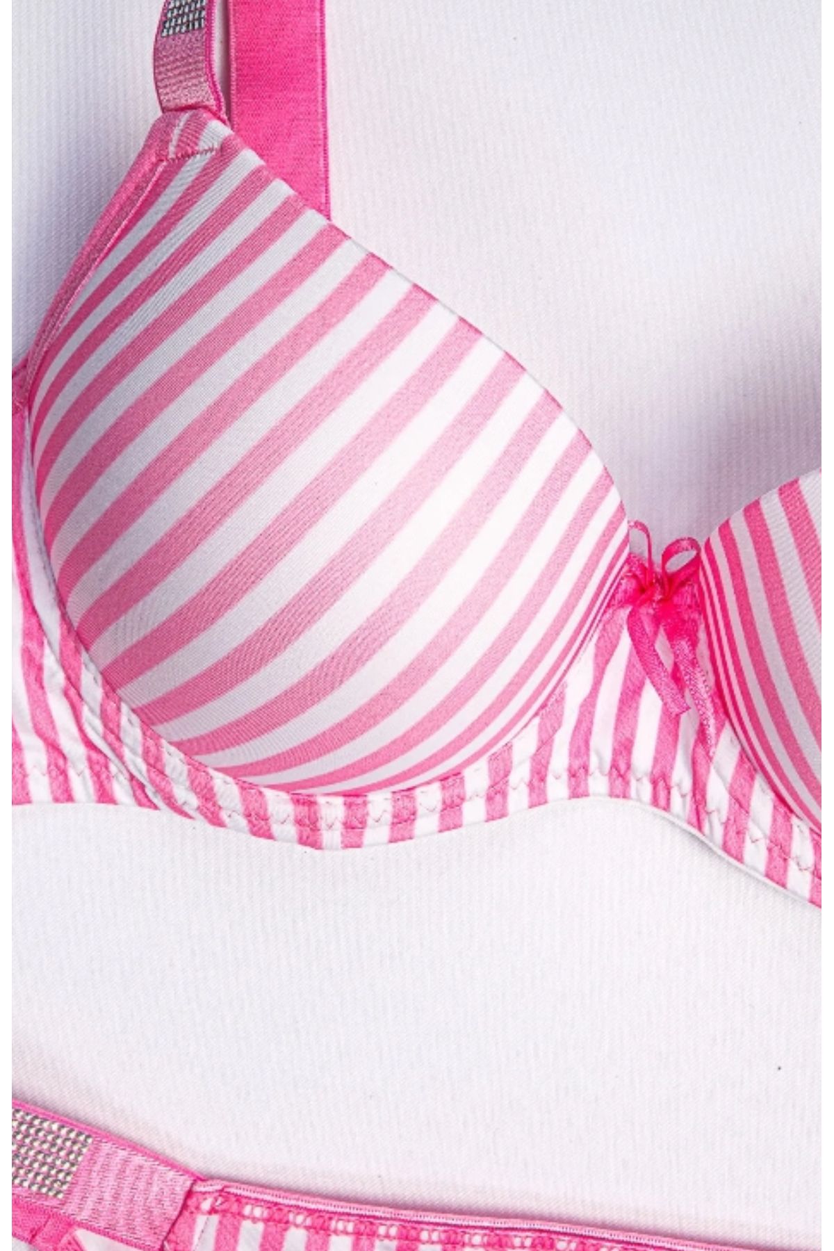 nuda luna Pembe Çizgili Taş Detaylı Destekli Sütyen Takımı – Bralet & Tanga