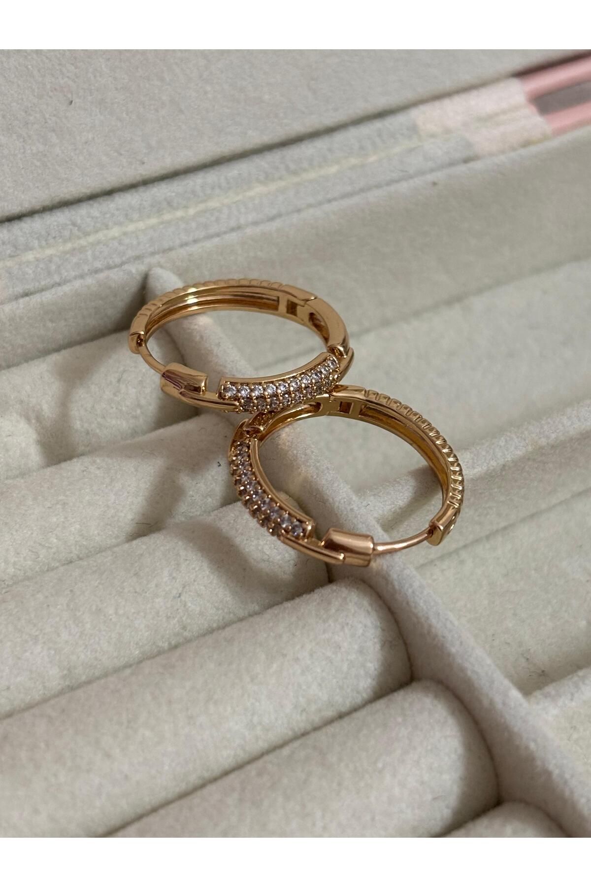 Akiha Aksesuar HALKA MODEL GOLD ROSE TAŞLI XUPİNG KÜPE