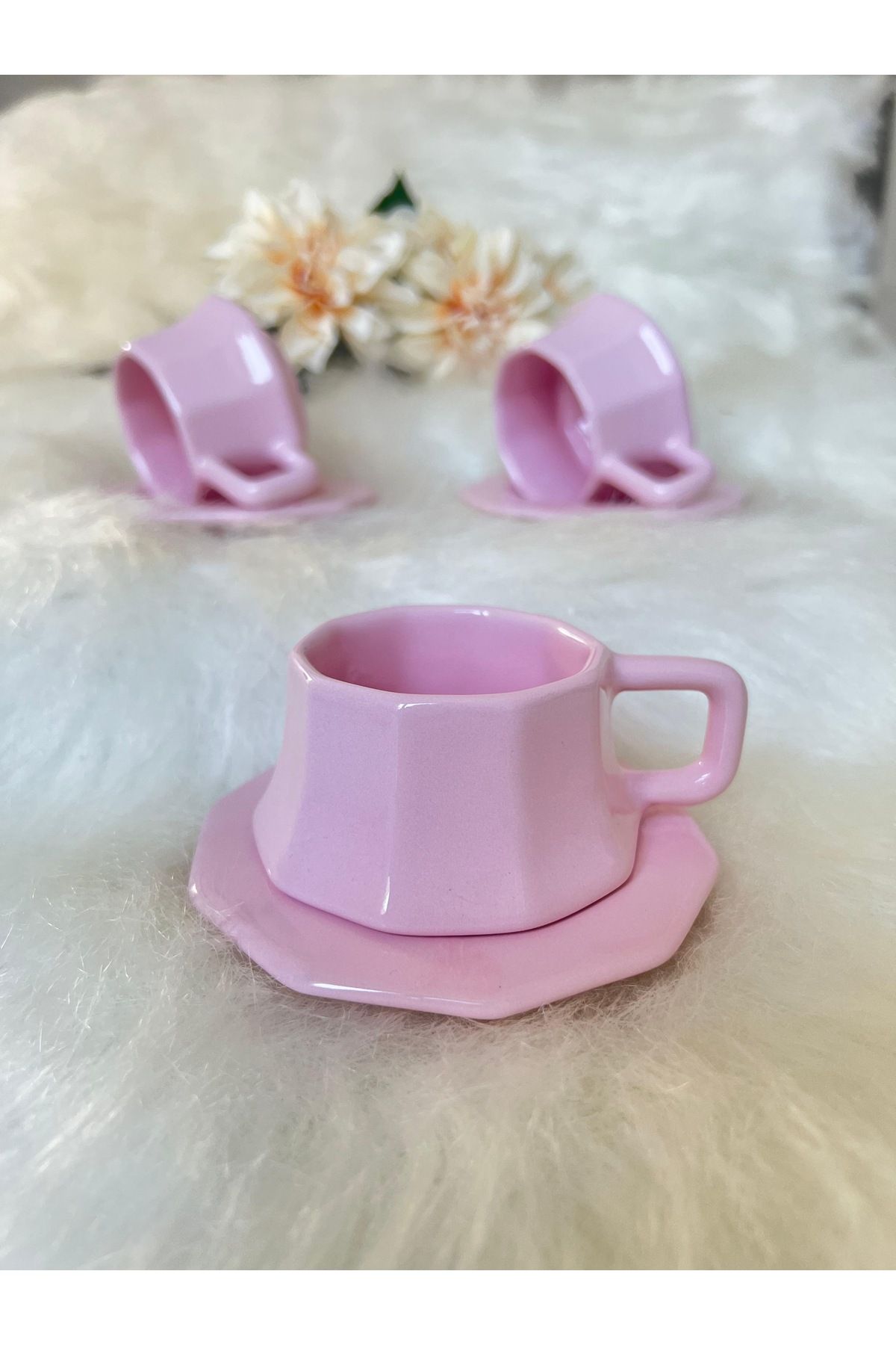 TAMER YİĞİT Köşeli Kahve Fincanı 3 Adet - Pembe