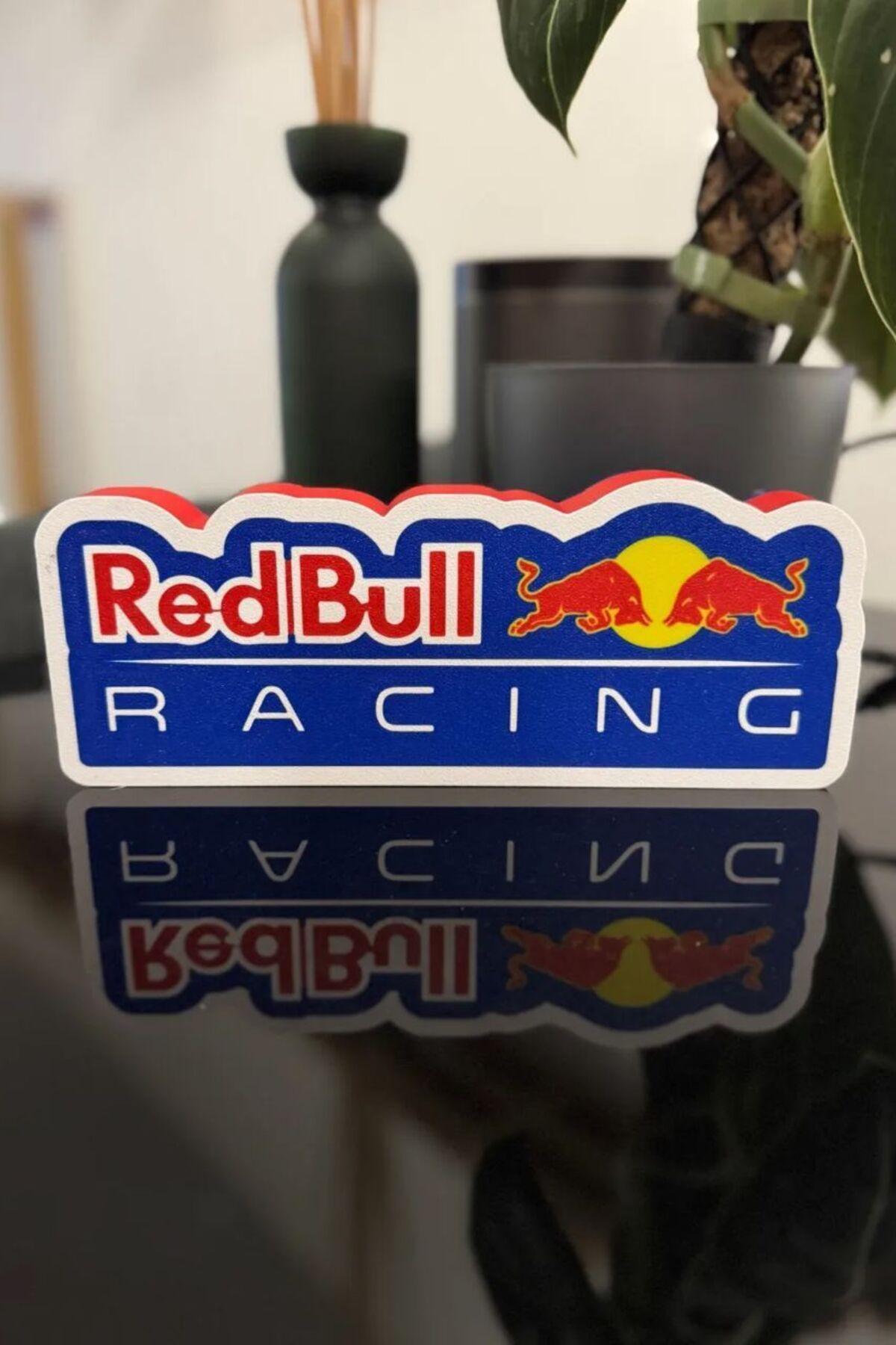 MEK Red Bull Racing Dekoratif Gece Lambası