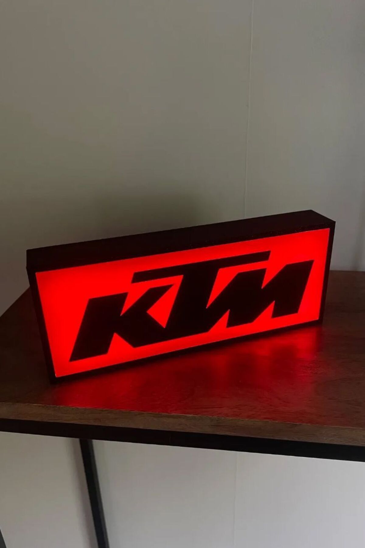 MEK KTM Tasarımlı Gece Lambası