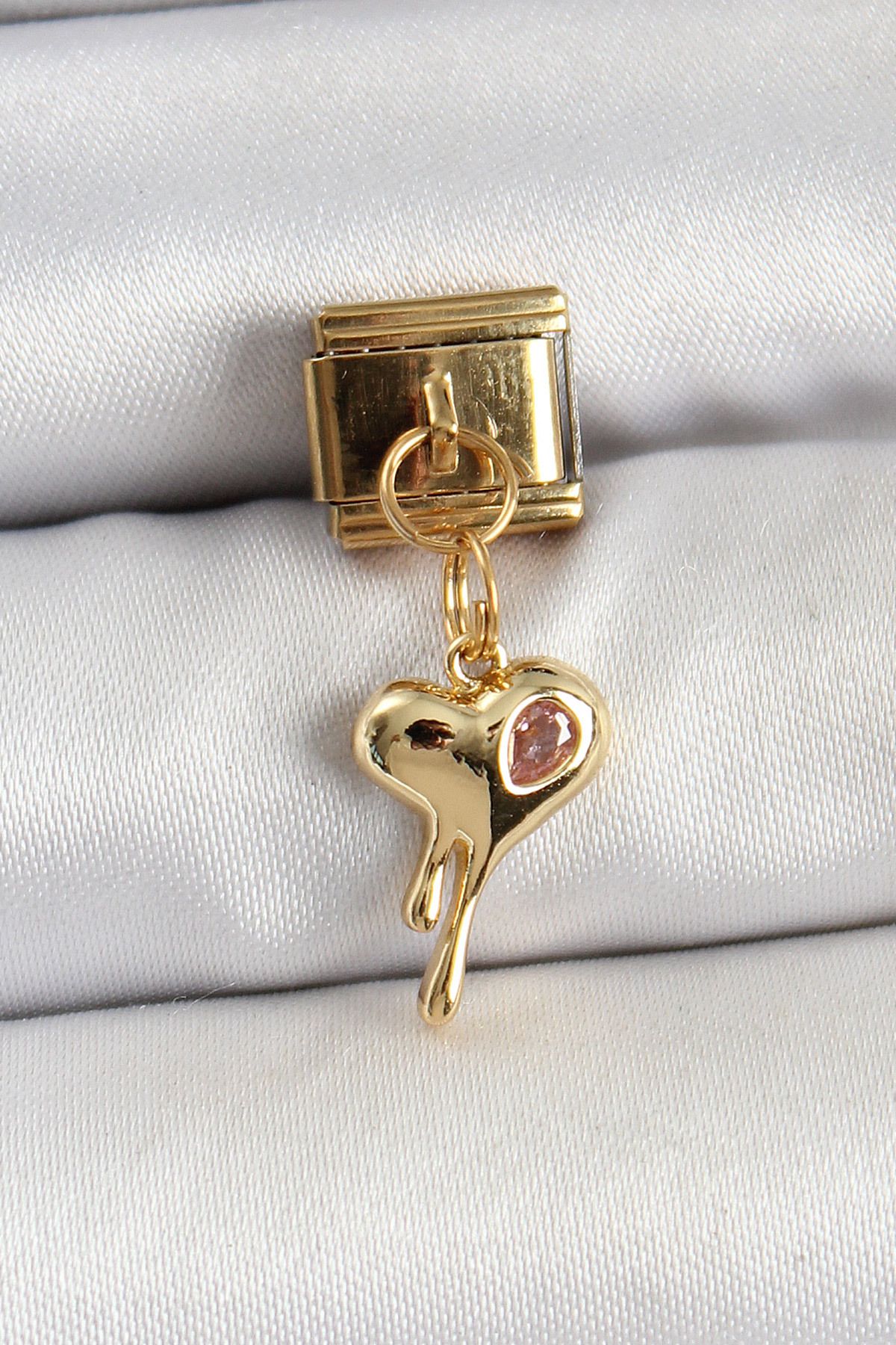 Angel Of Life 316L Çelik Sallantılı Zirkon Taşlı Eriyen Kalp Model Gold Renk Nomination Charm - TJ-BC1433