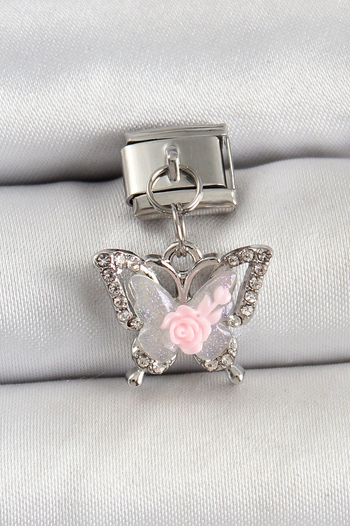 Angel Of Life 316L Çelik Sallantılı Gül Detaylı Zirkon Taşlı Kelebek Model Gümüş Renk Charm -