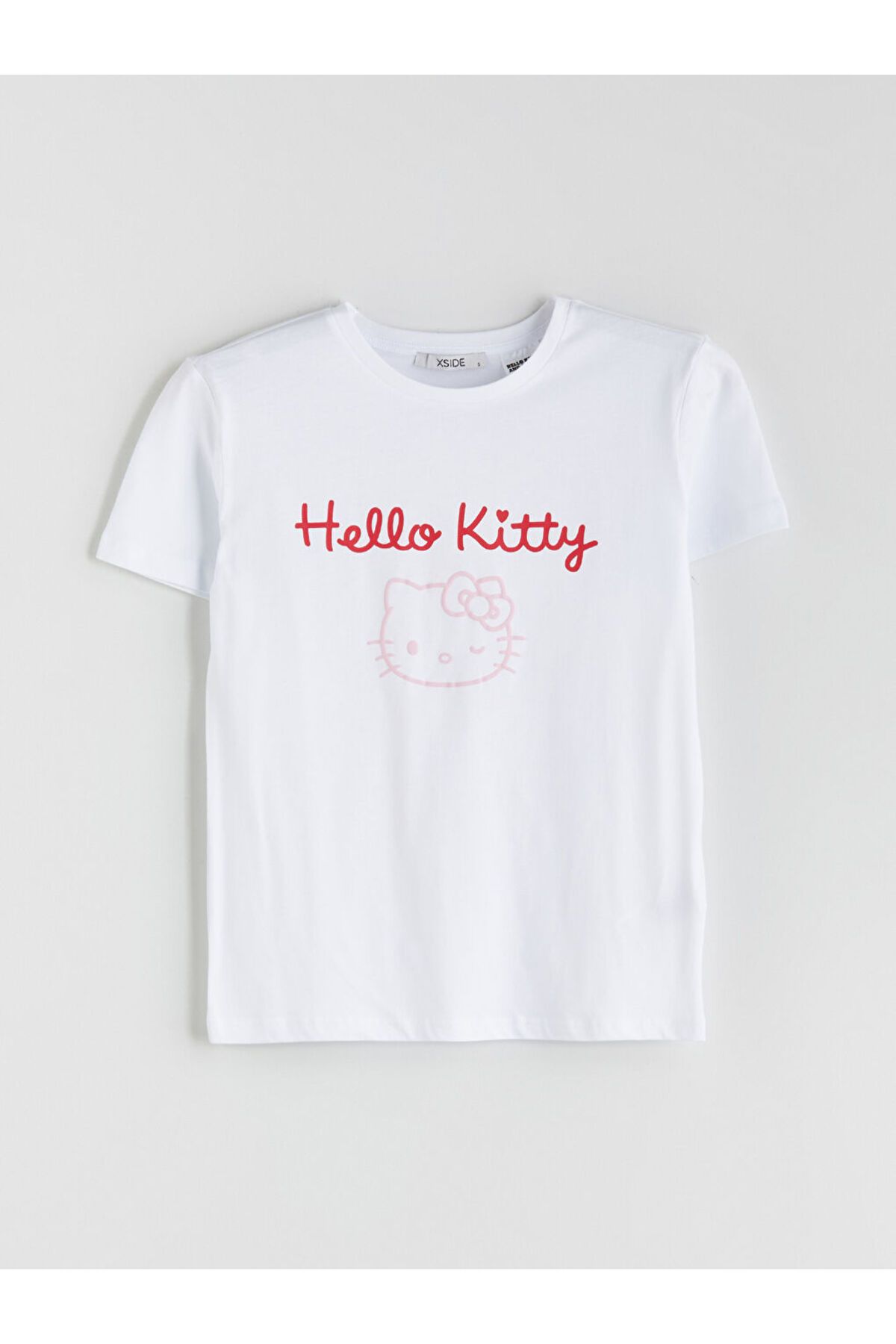 LC Waikiki XSIDE Beyaz Bisiklet Yaka Hello Kitty Lisanslı Kadın Tişört
