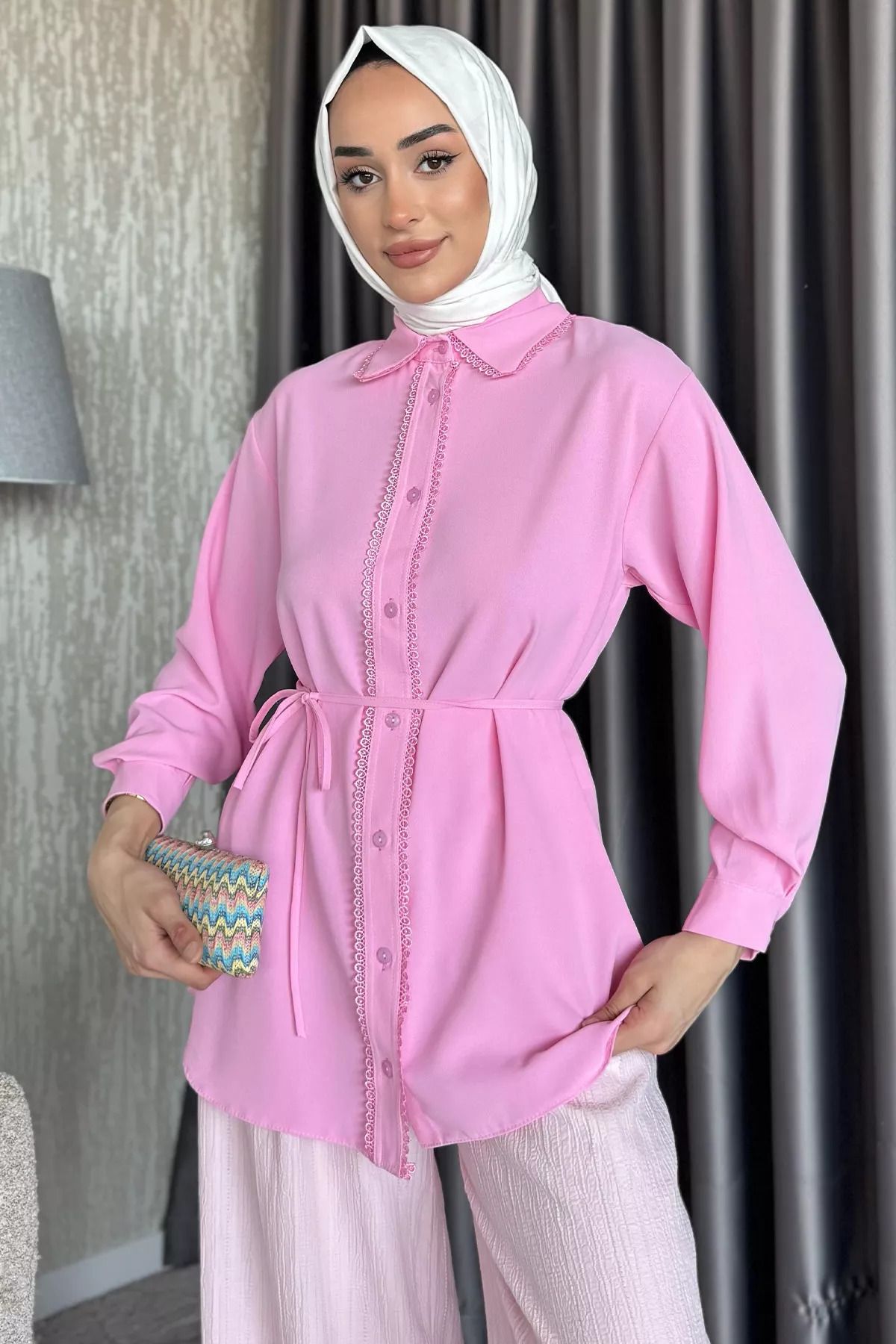 julude Pembe Fistolu Bel Bağlama Detaylı Tesettür Gömlek