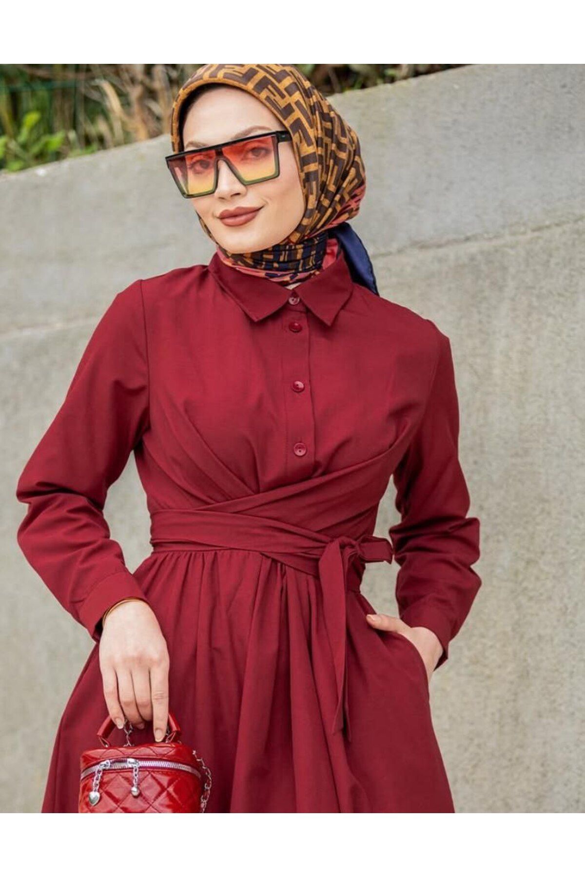 BURCU TESETTÜR BRC1150 KENDİNDEN KUŞAKLI ELBİSE