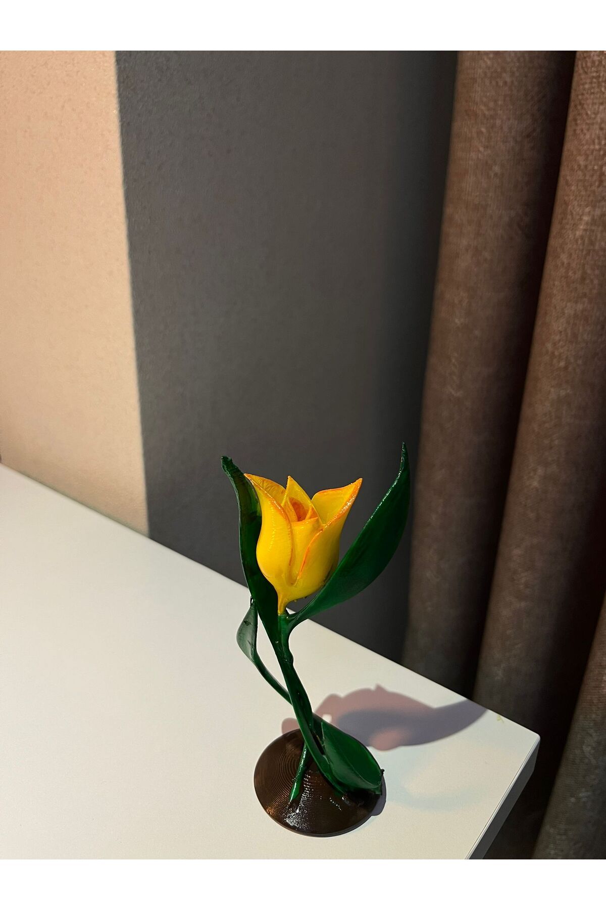 3DEV3D Masalarınızı Güzelleştireceğiniz Dekoratif Lale