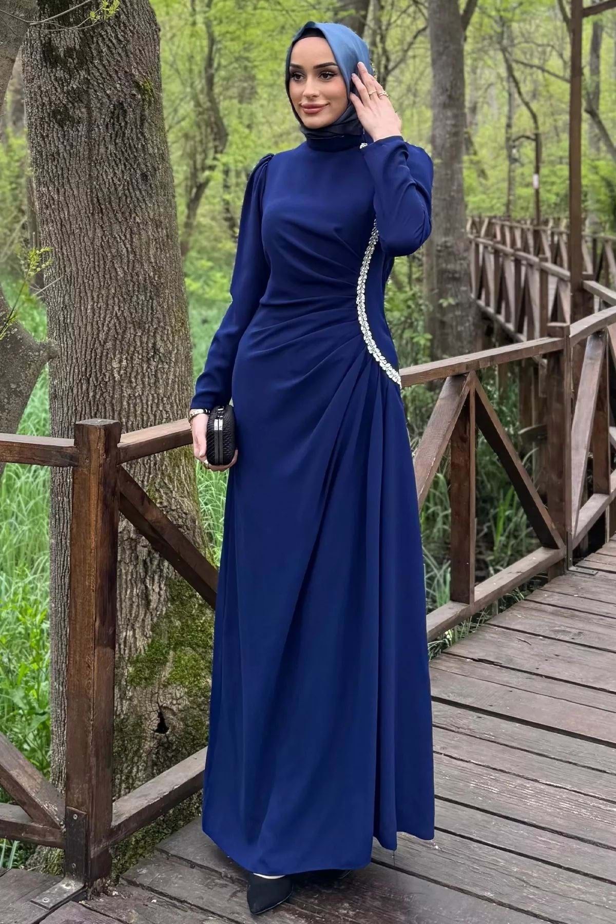 Tane 25Y4657 ELBİSE ABİYE KREP KUMAŞ BEL DROPELİ TAŞ DETAY LACI