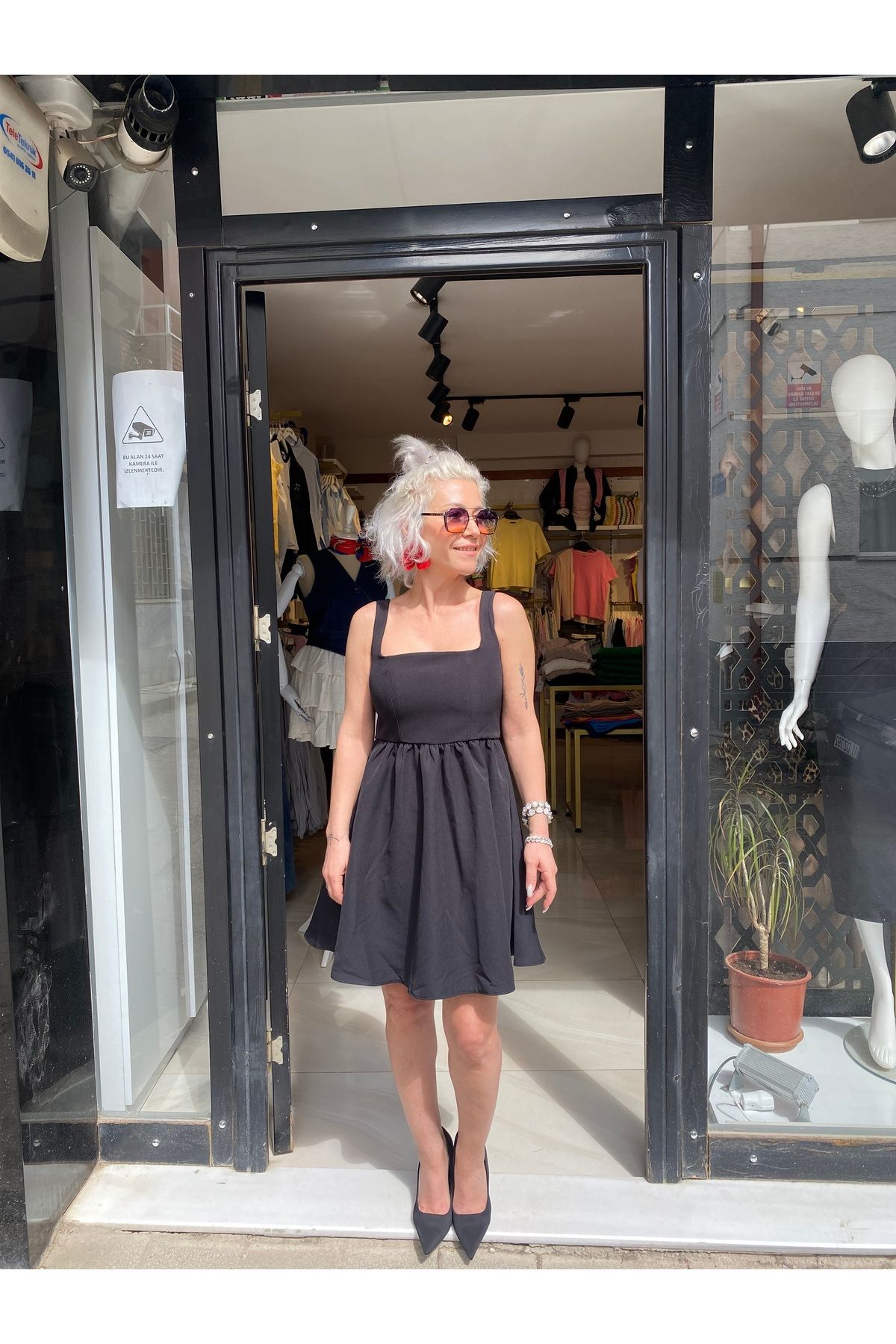 özlem adaşoğlu boutique ASKISI BÜZGÜLÜ KISA ELBİSE