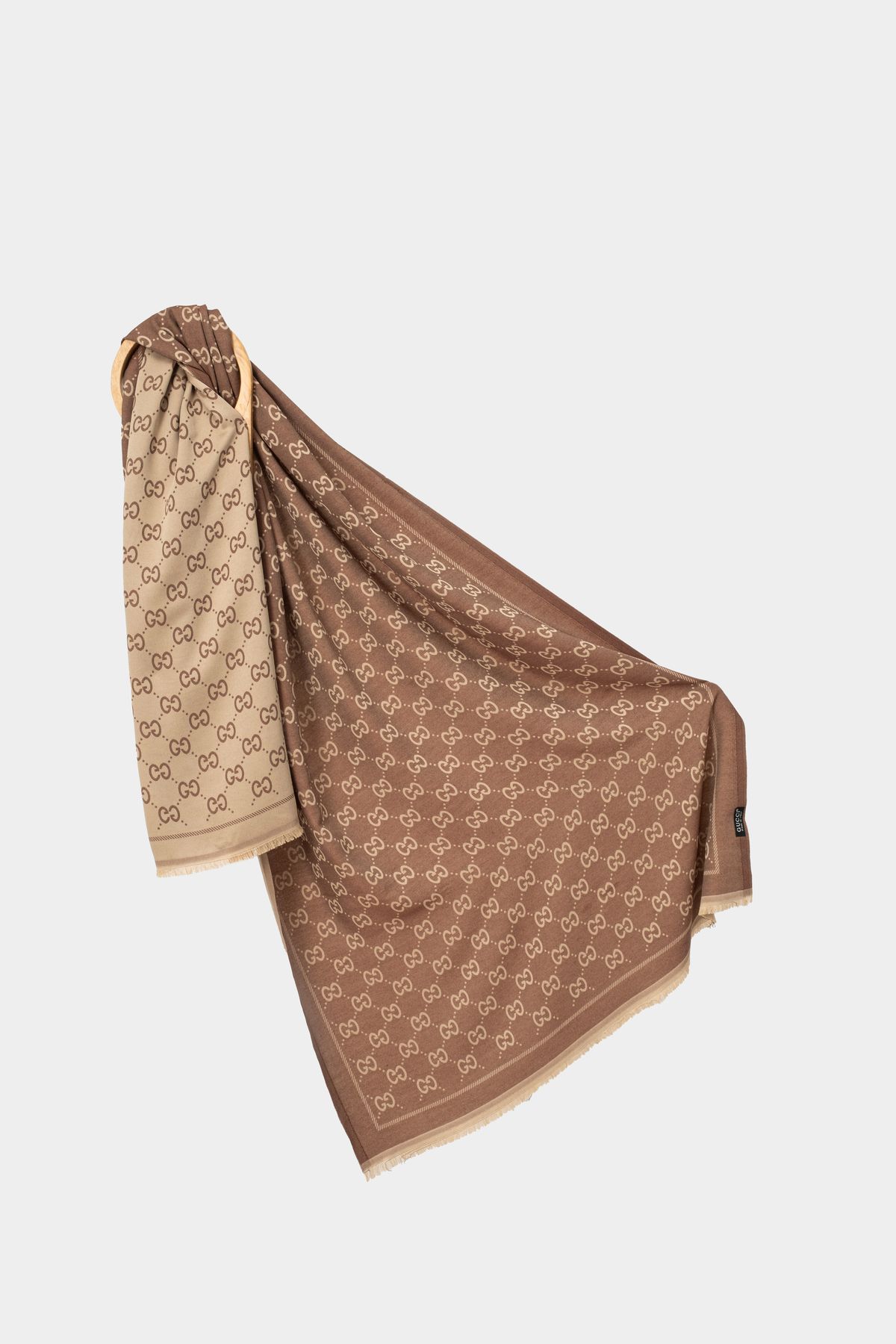 Gamzely Marka Model Eşarp