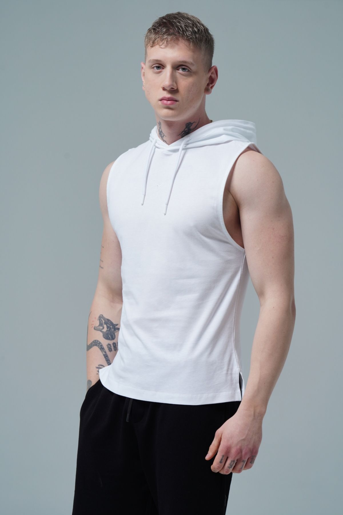 ACTIVE MODA Pure Comfort - Beyaz Rahat Kesim Kapüşonlu Erkek Spor Atleti
