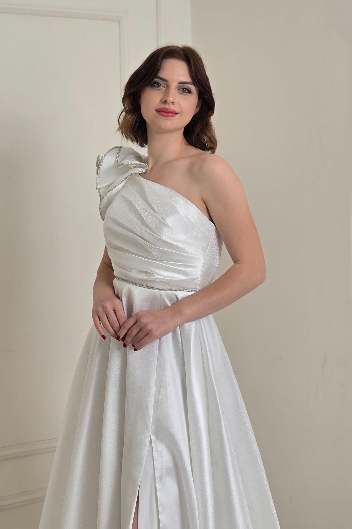 Yonca Moda Evi Beyaz Ağaç Kabuğu Volanlı Abiye 1143