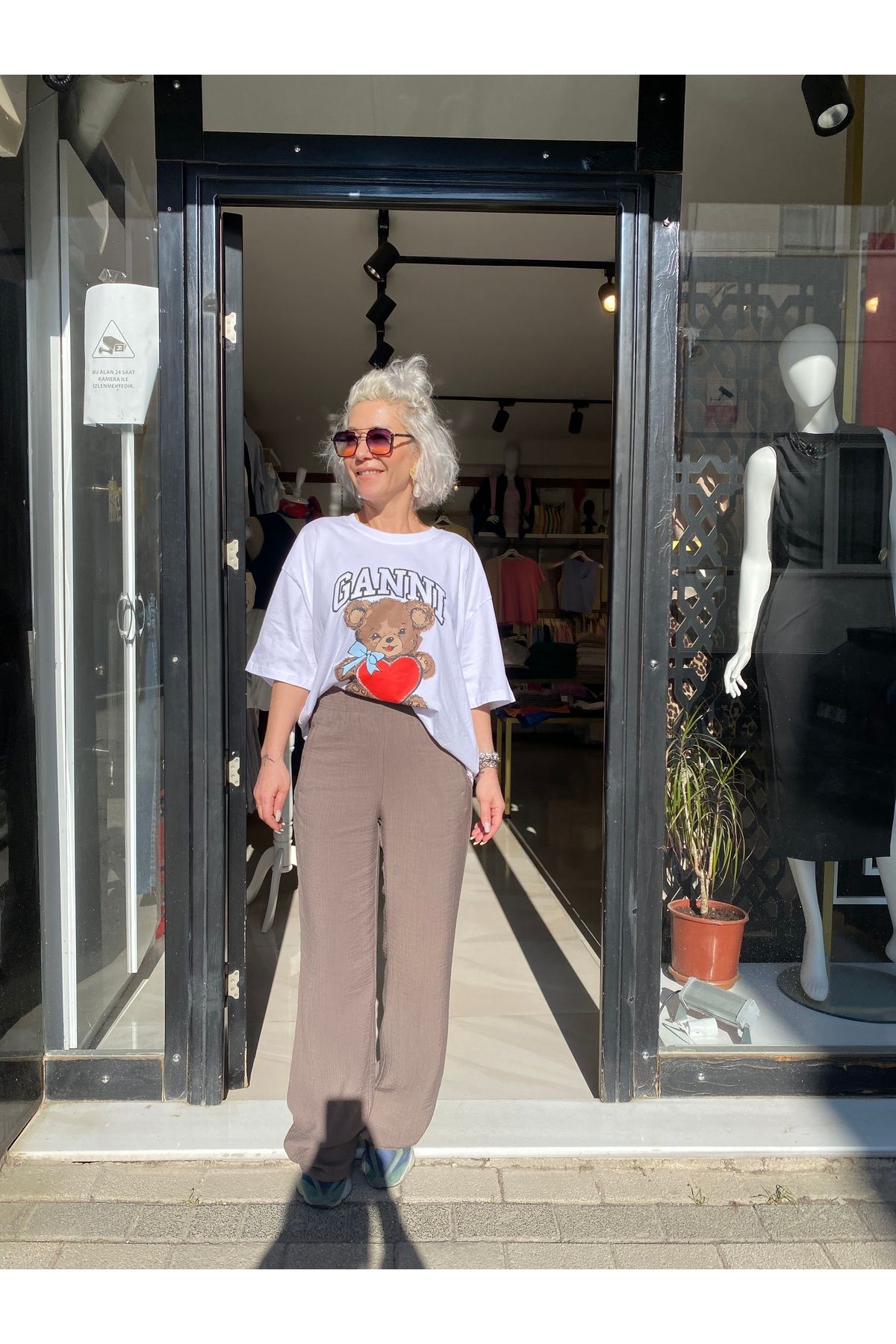 özlem adaşoğlu boutique KALPLİ AYICIK BASKI TSHIRT