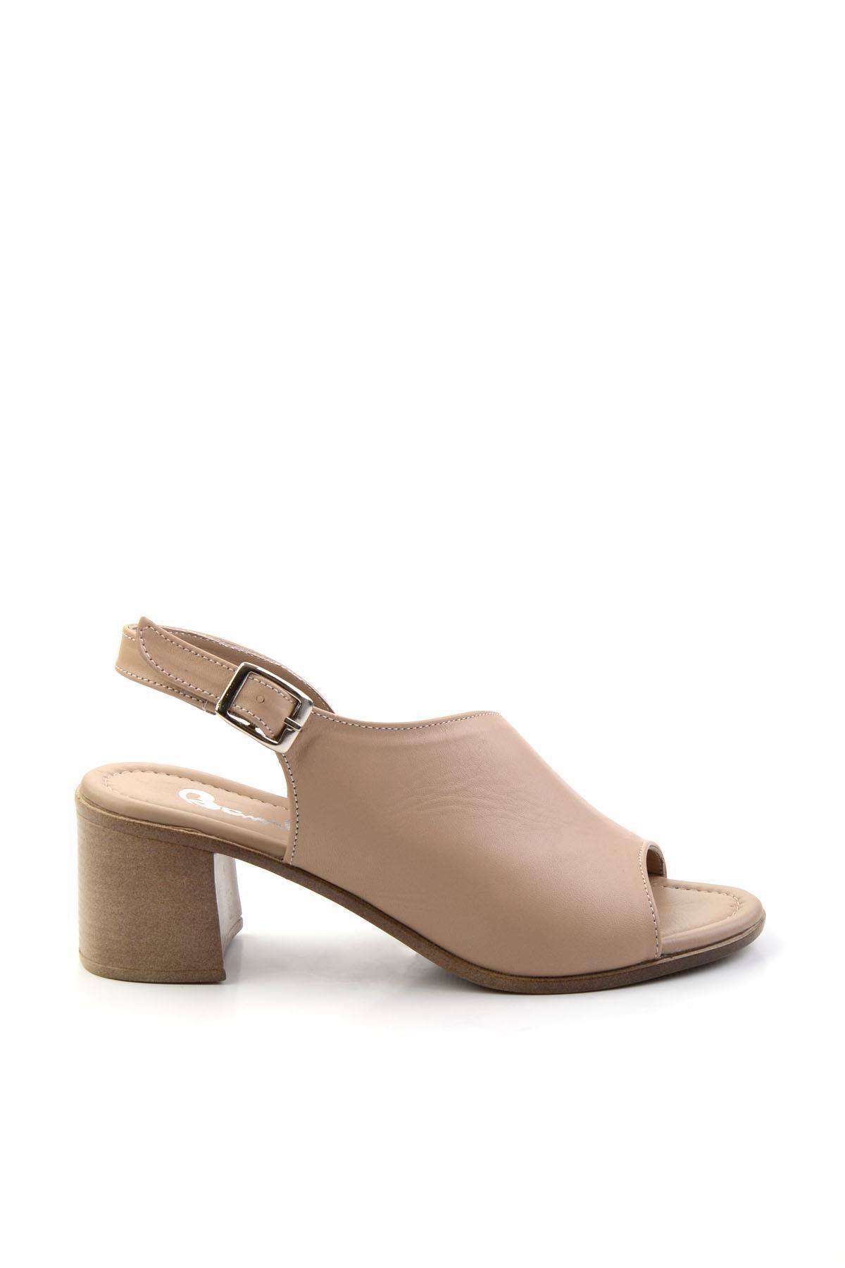 Bambi Bej Leather Kadın Sandalet K05040030203