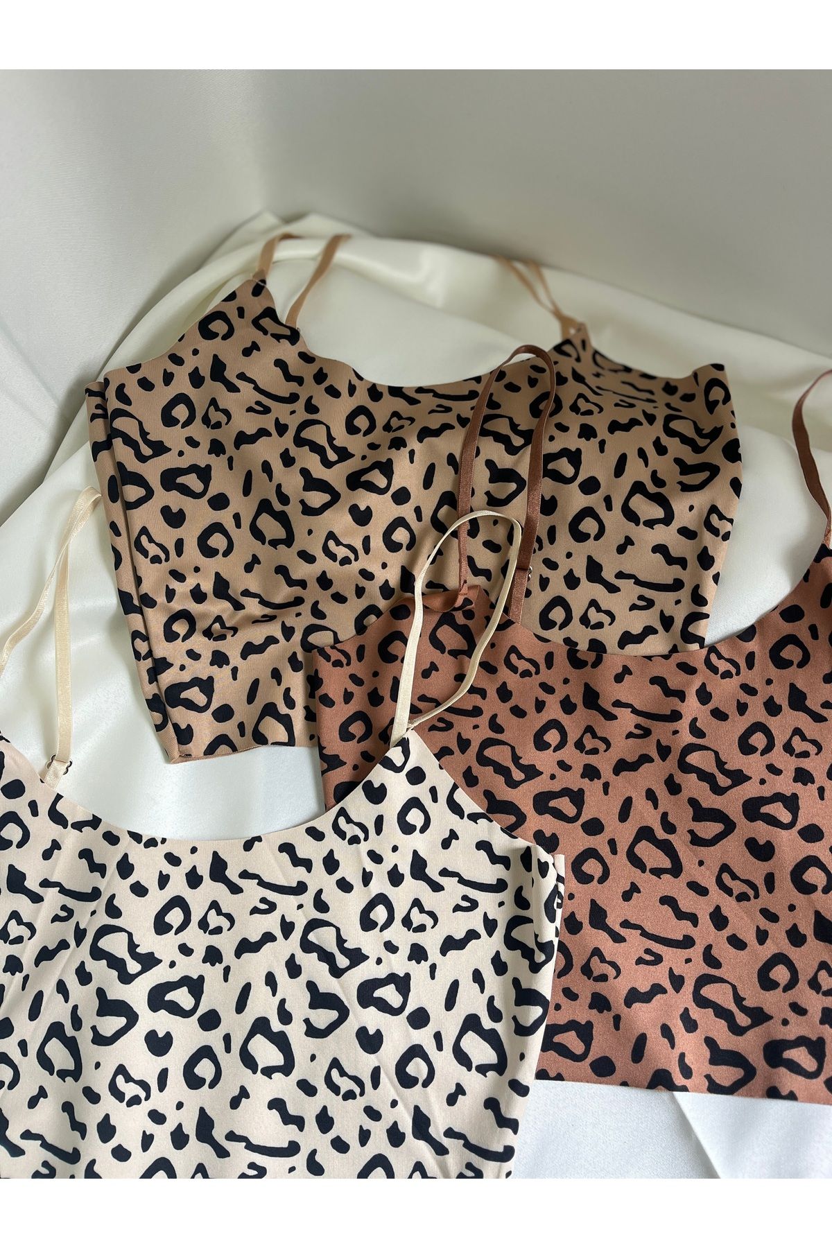 Roche Leopar Desenli Atlet