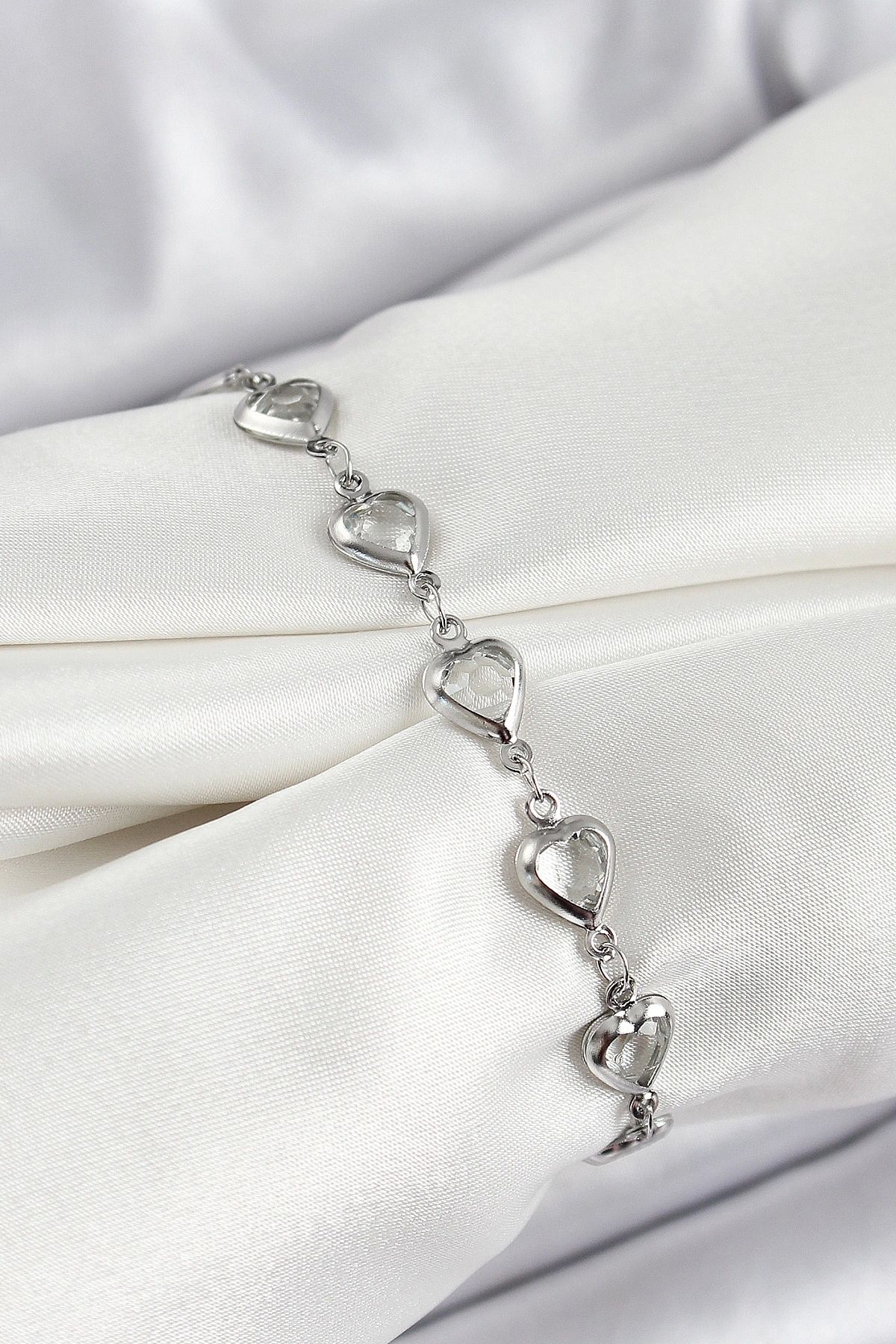 OurStyles Pirinç Gümüş Renk Kalp Zirkon Taşlı Kadın Bileklik - TJ-BB7054