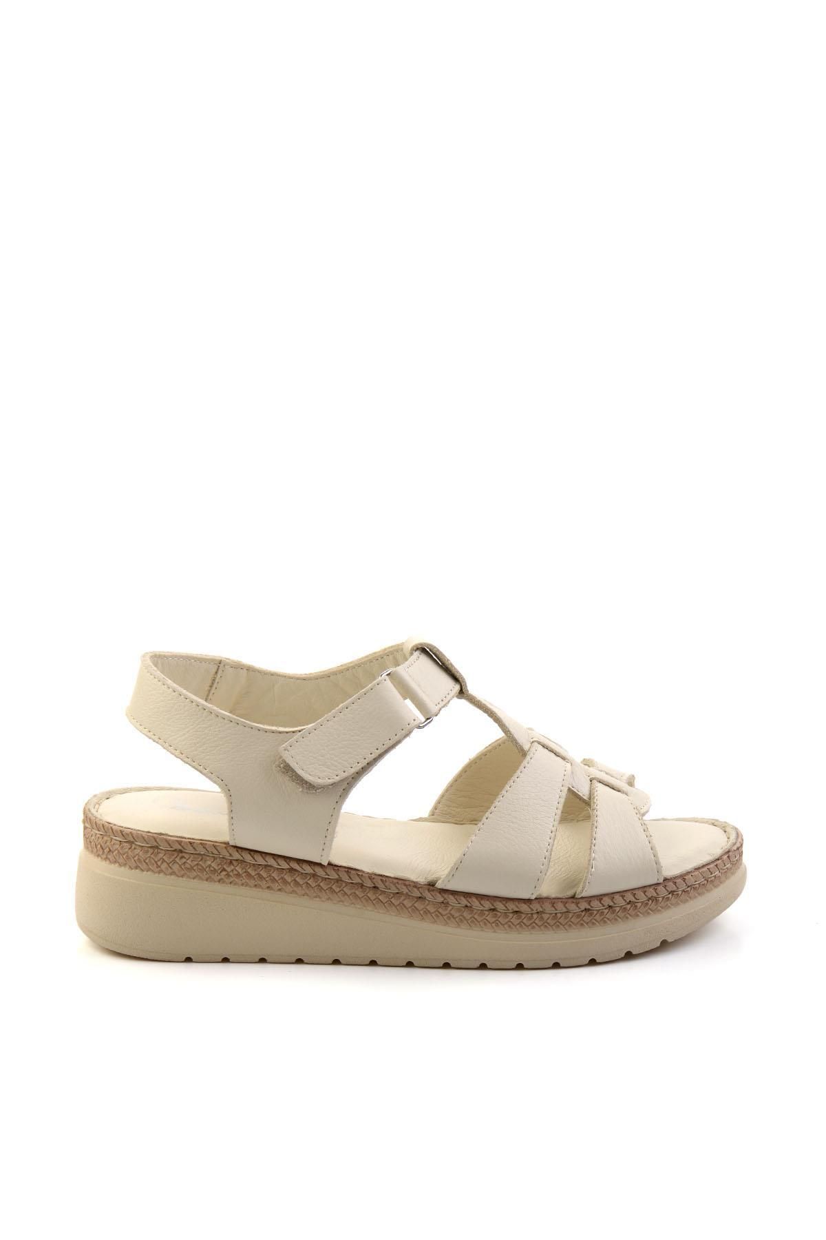 Bambi Bej Leather Kadın Sandalet K05087400603