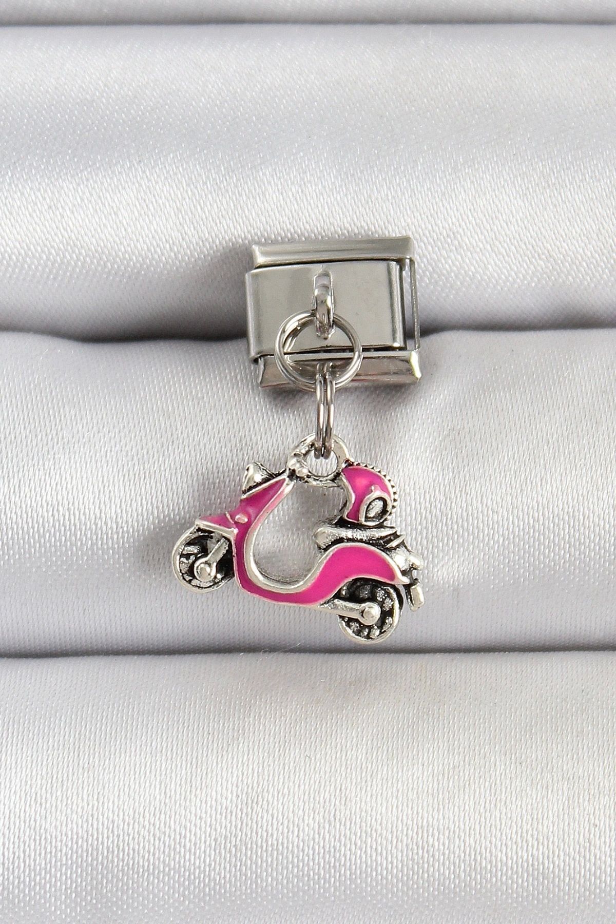 OurStyles 316L Çelik Gümüş Renk Pembe Scooter Model Nomination Charm - TJ-BC1514 - zarif tasarım