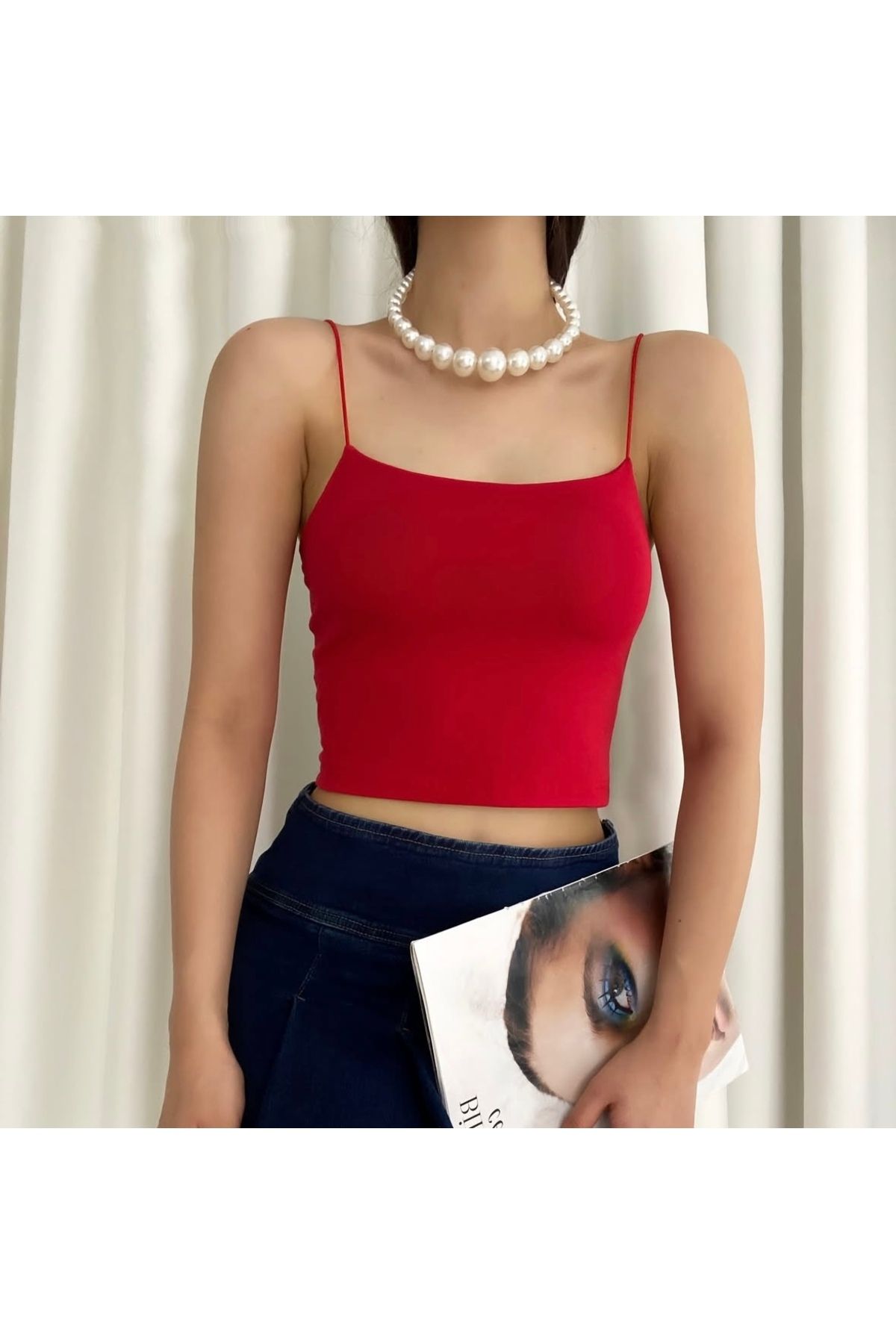 Leoris Kadın İnce Askılı Crop Bluz Likra Kumaş Kırmızı