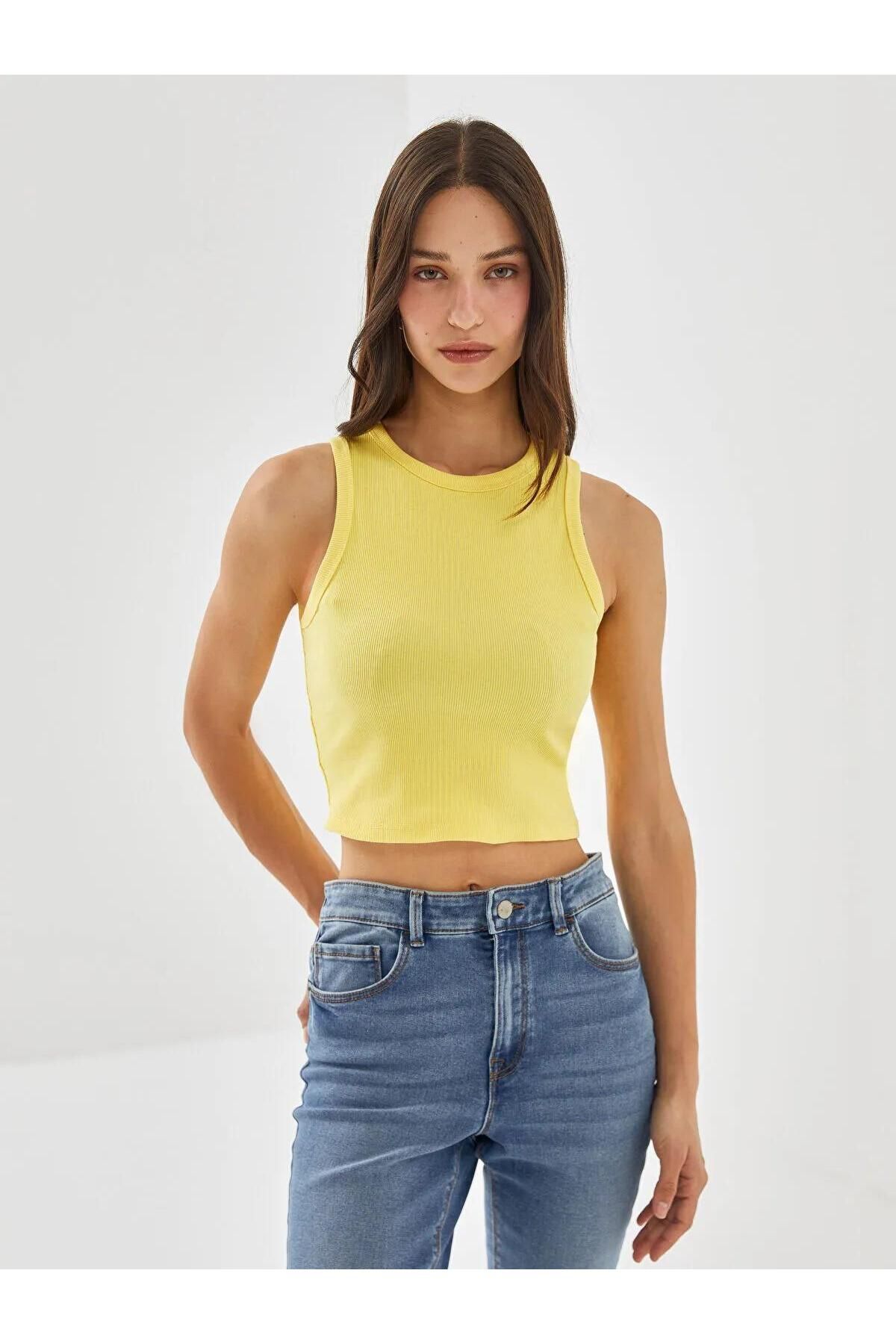 LC Waikiki LCW Vision Bisiklet Yaka Dokulu Kadın Crop (S5)