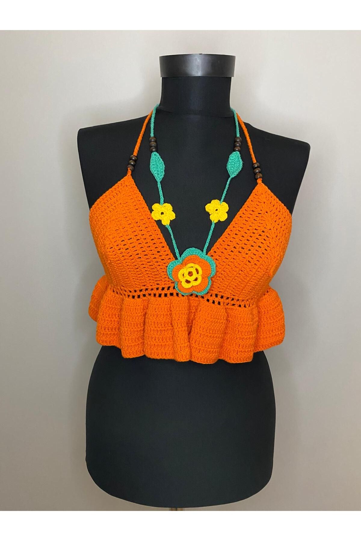 Womanism El Yapımı Renkli Örgü Crop Büstiyer - çiçek detaylı