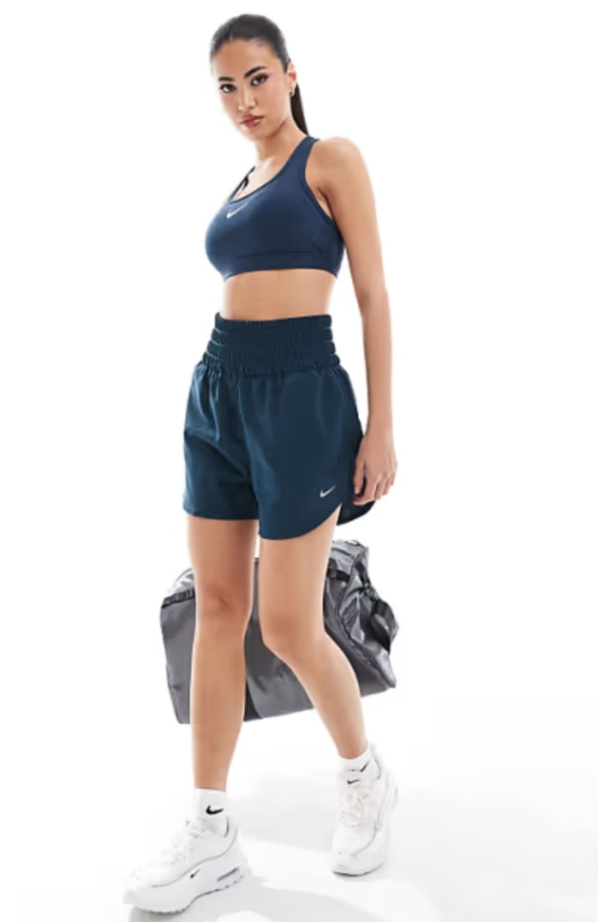 Nike One Training Dri-FIT yüksek belli 3 inç şort yakamoz spor